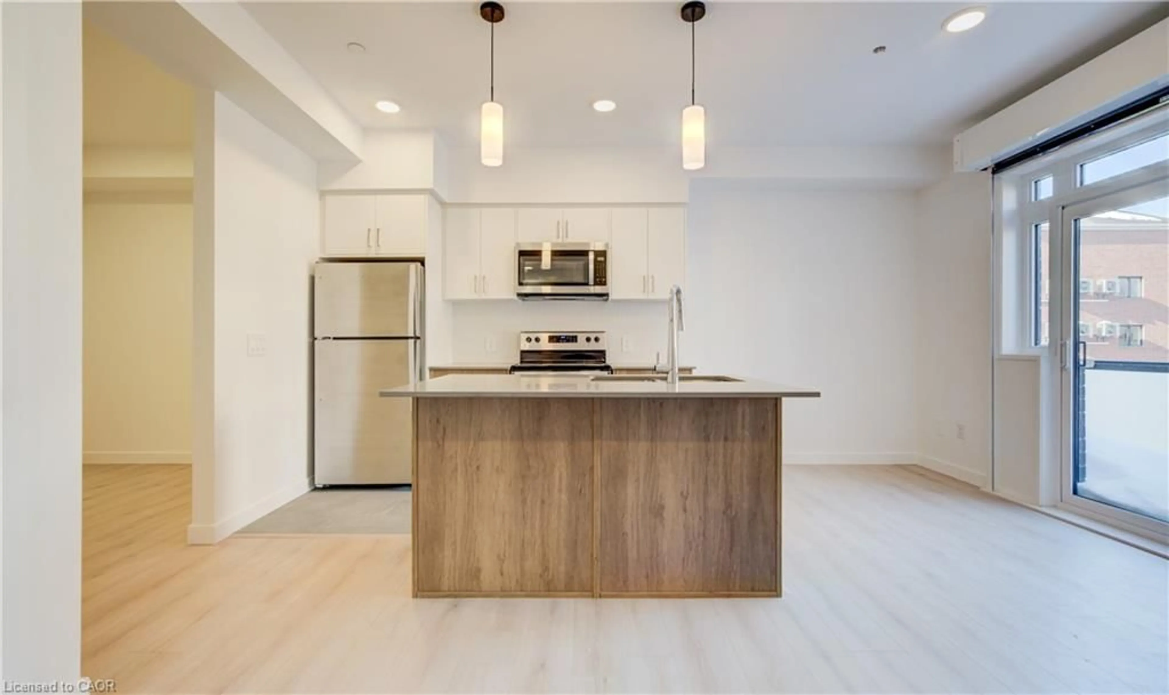 Open concept kitchen, unknown for 31 Mill St #88, Kitchener Ontario N2G 2Y2