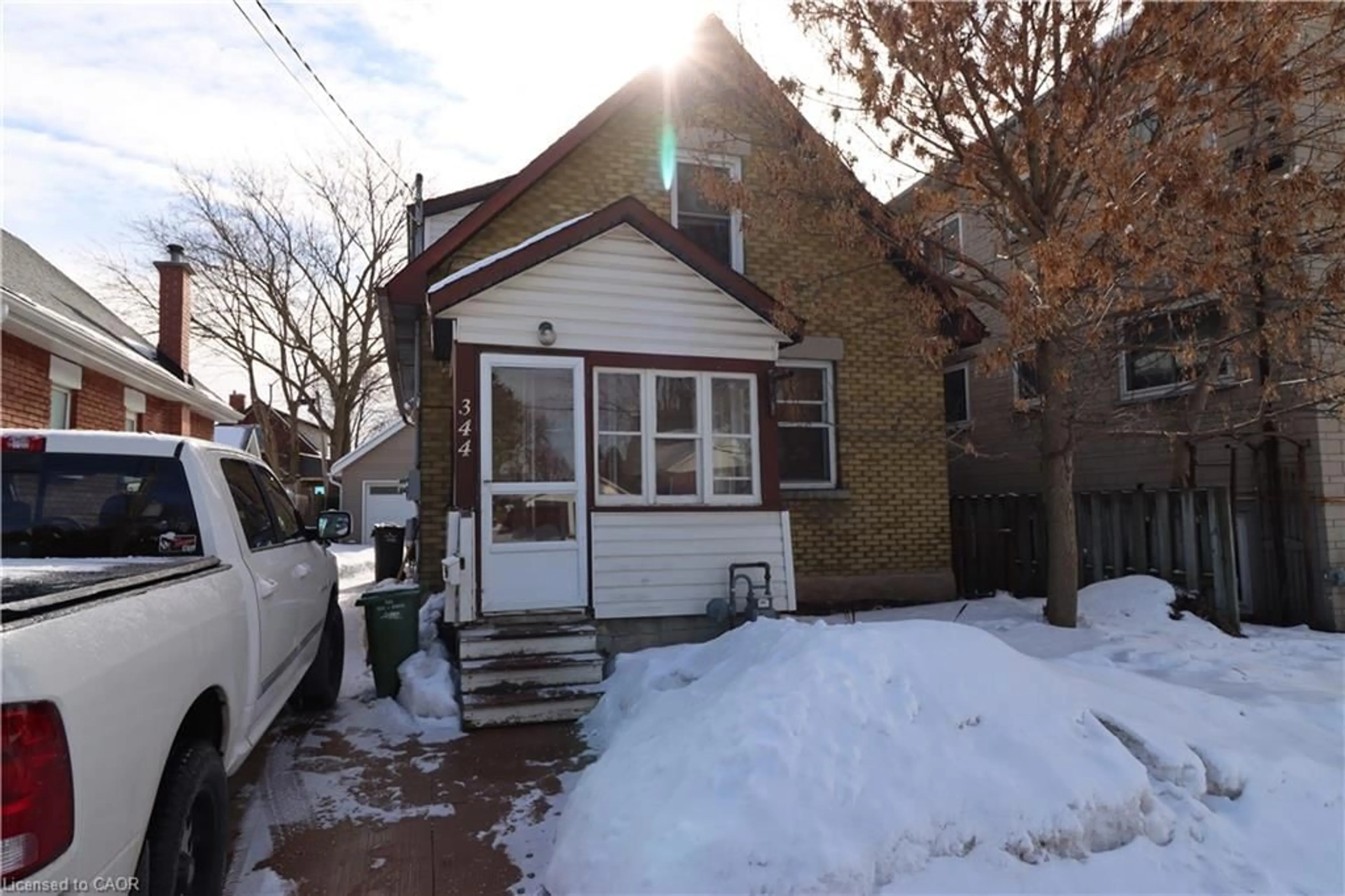 Unknown for 344 Paisley Rd, Guelph Ontario N1H 2P9