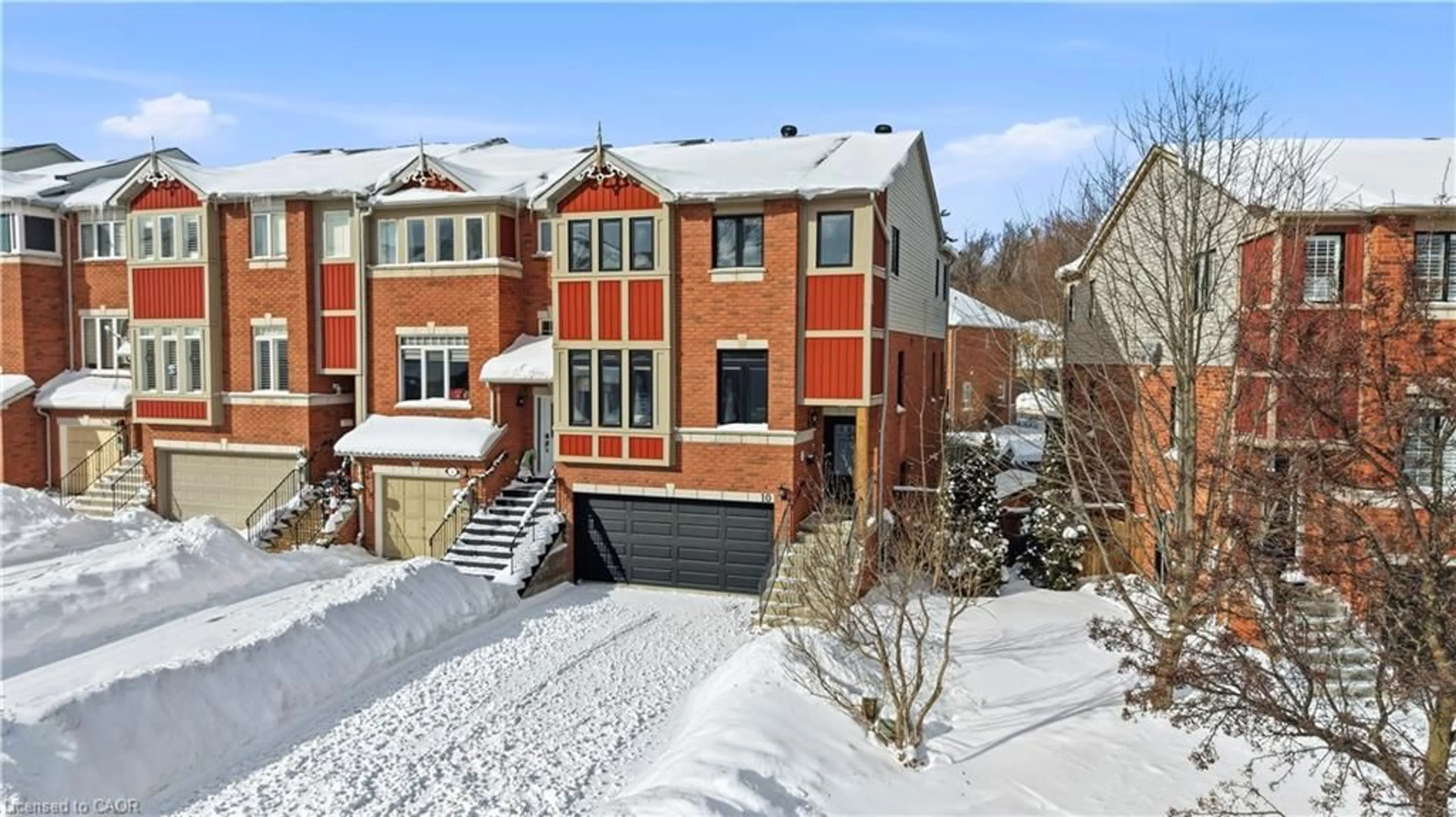 Home with brick exterior material, street for 10 Grey Owl Run, Georgetown Ontario L7G 5Z7