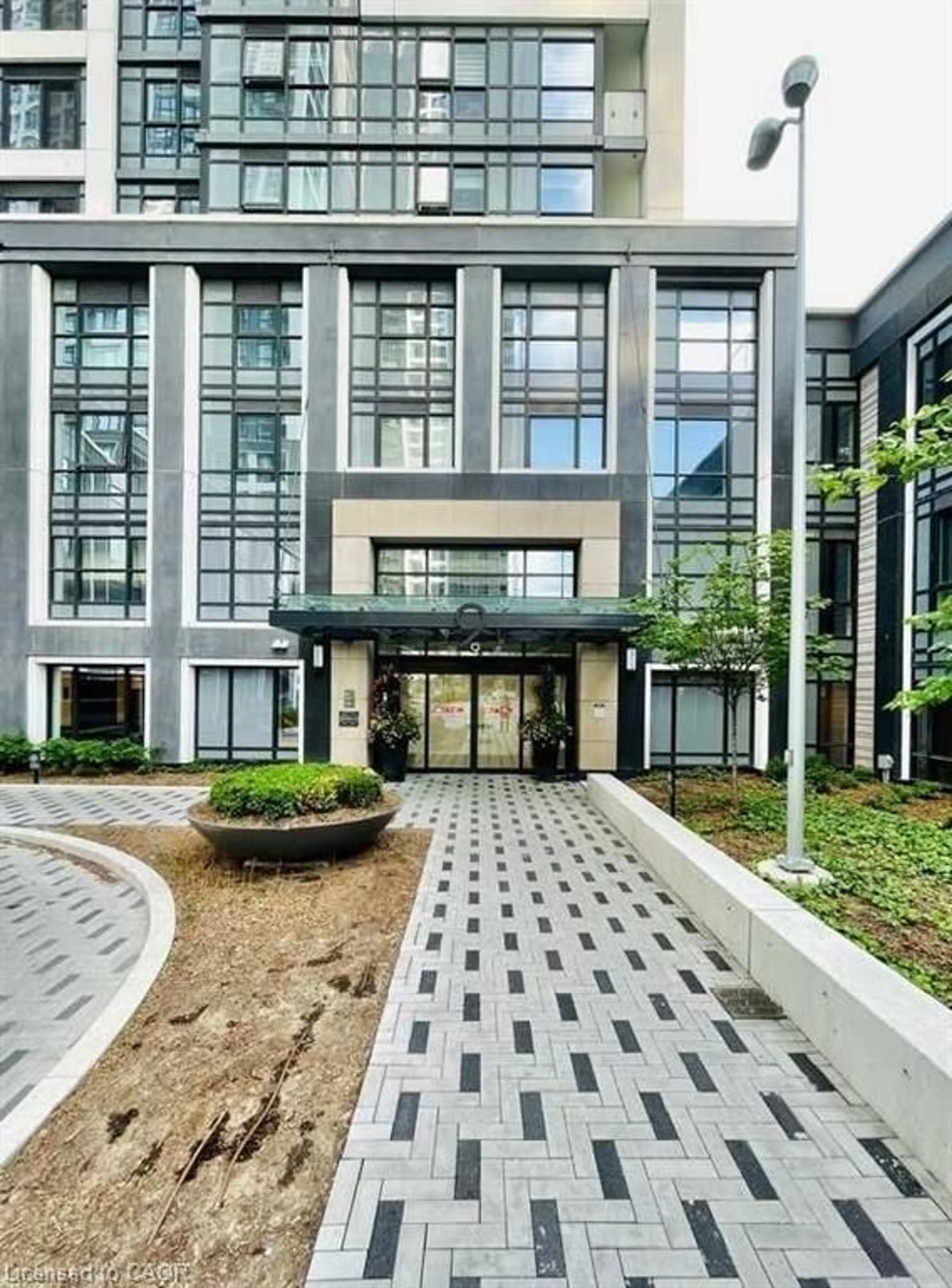 Indoor foyer for 9 Mabelle Ave #2919, Etobicoke Ontario M9A 0E1