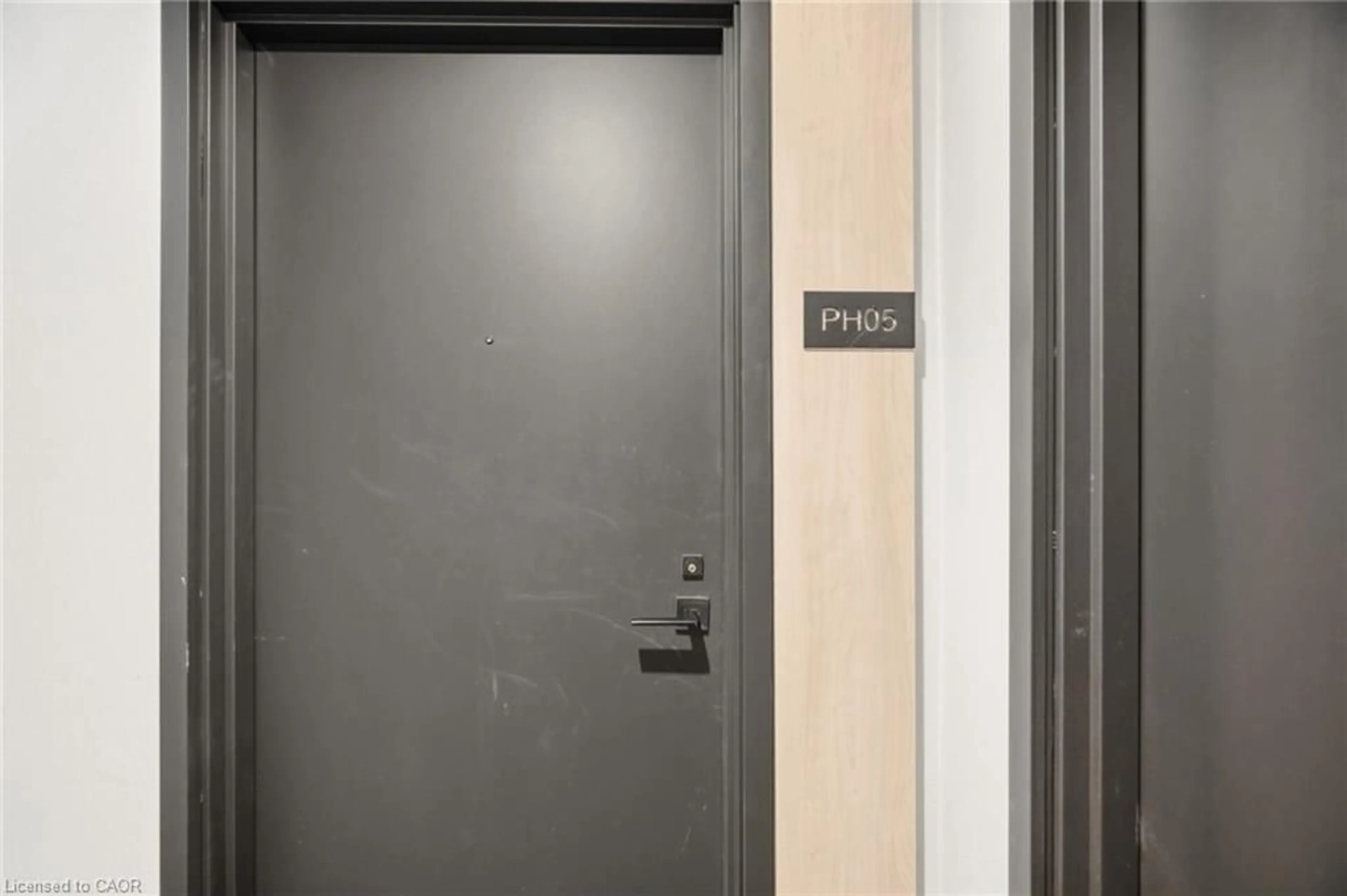 Unknown for 500 Plains Rd #PH 05, Burlington Ontario L7T 0C8