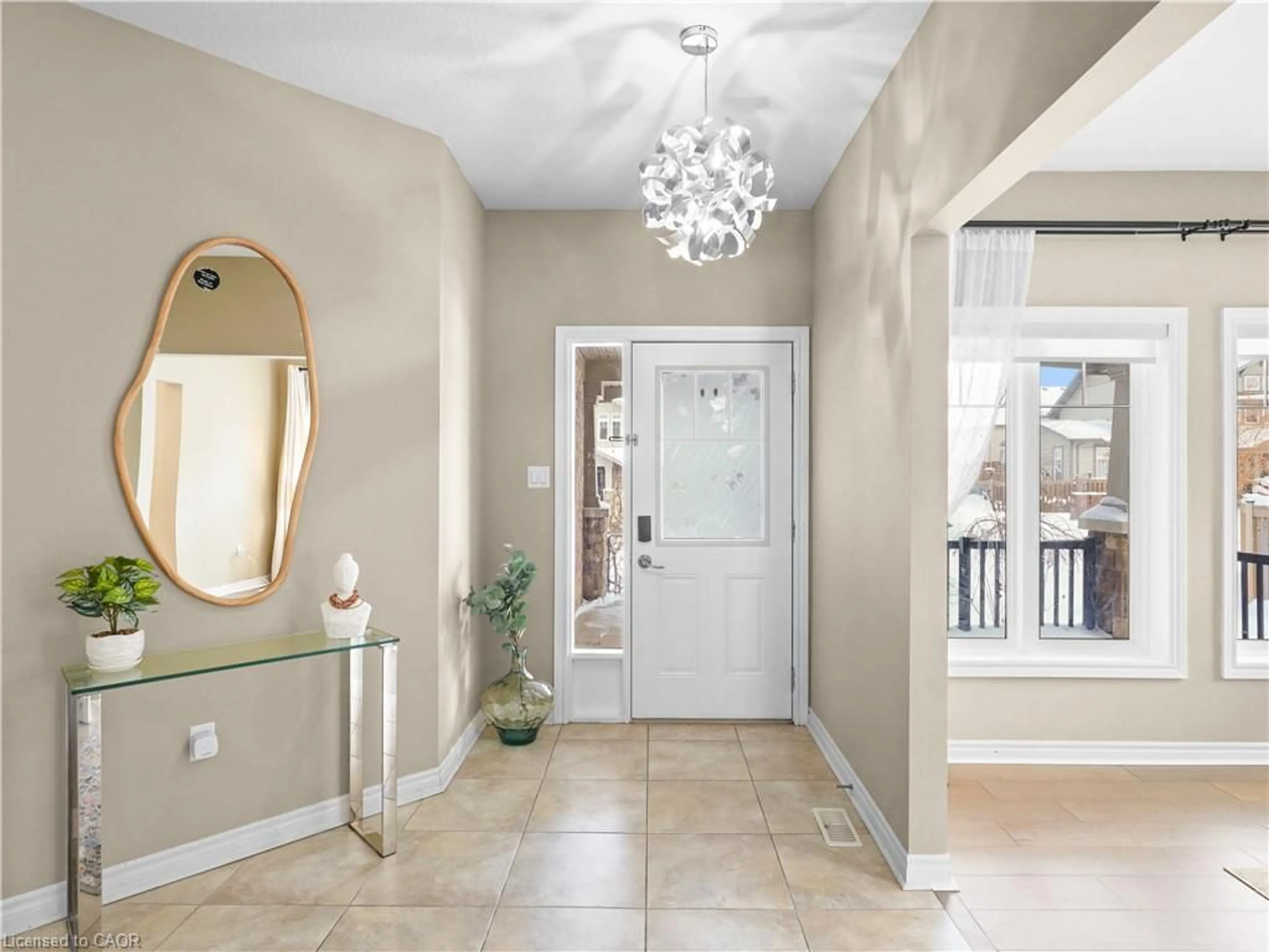 Indoor entryway for 906 Audrey Pl, Kitchener Ontario N2E 0B9