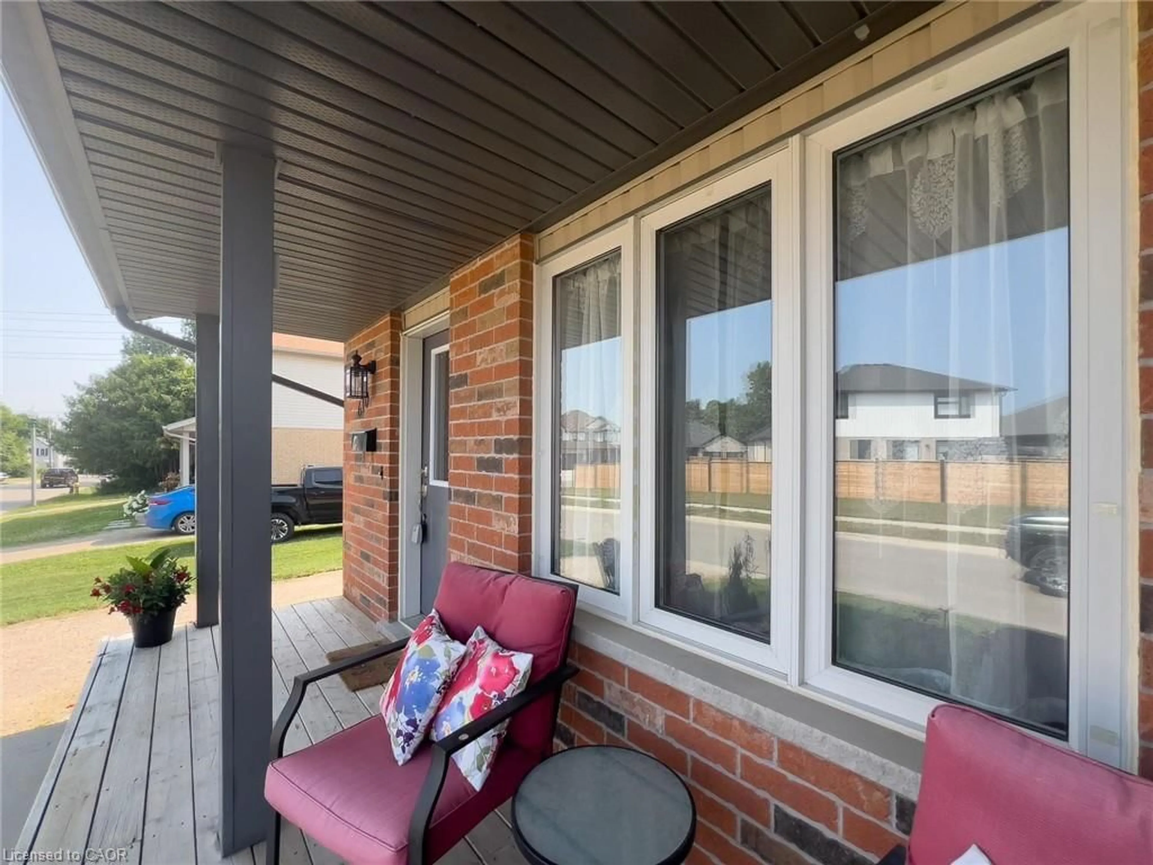 Home with brick exterior material, street for 610 Salisbury Ave, Listowel Ontario N4W 1Y8