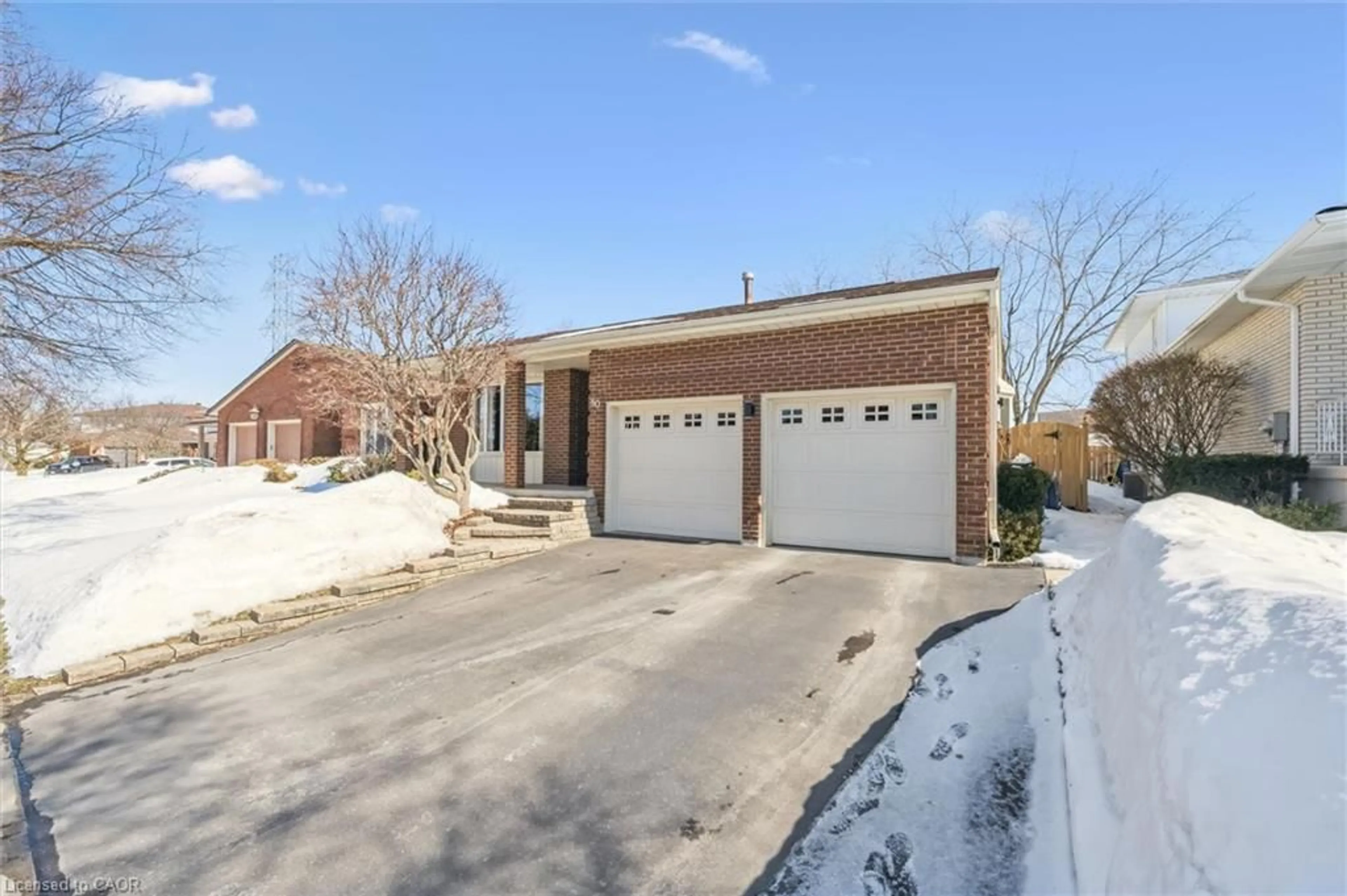 Home with brick exterior material, street for 80 Old Forest Cres, Kitchener Ontario N2N 2A3