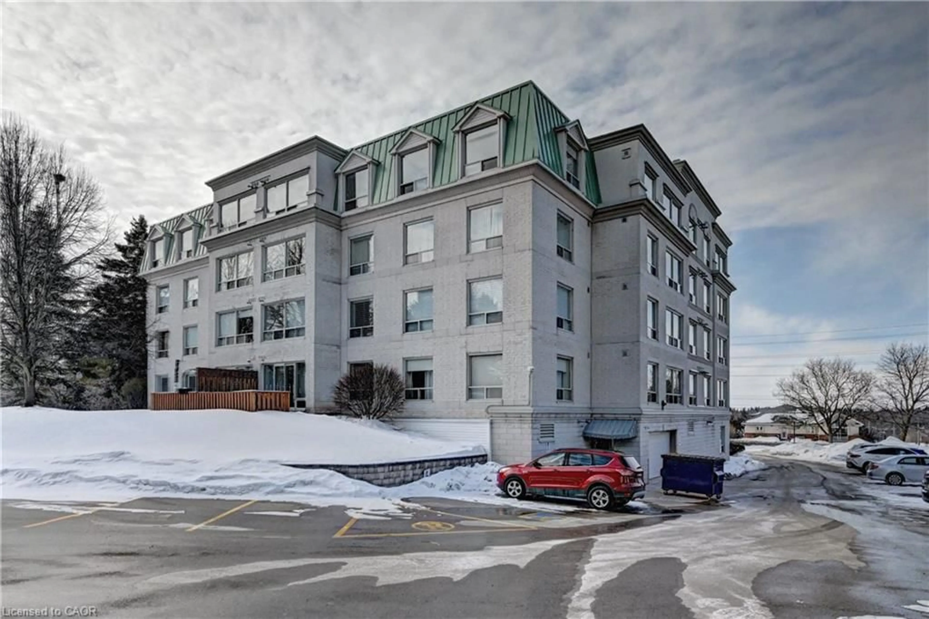 Unknown for 405 Erb St #505, Waterloo Ontario N2L 1W7