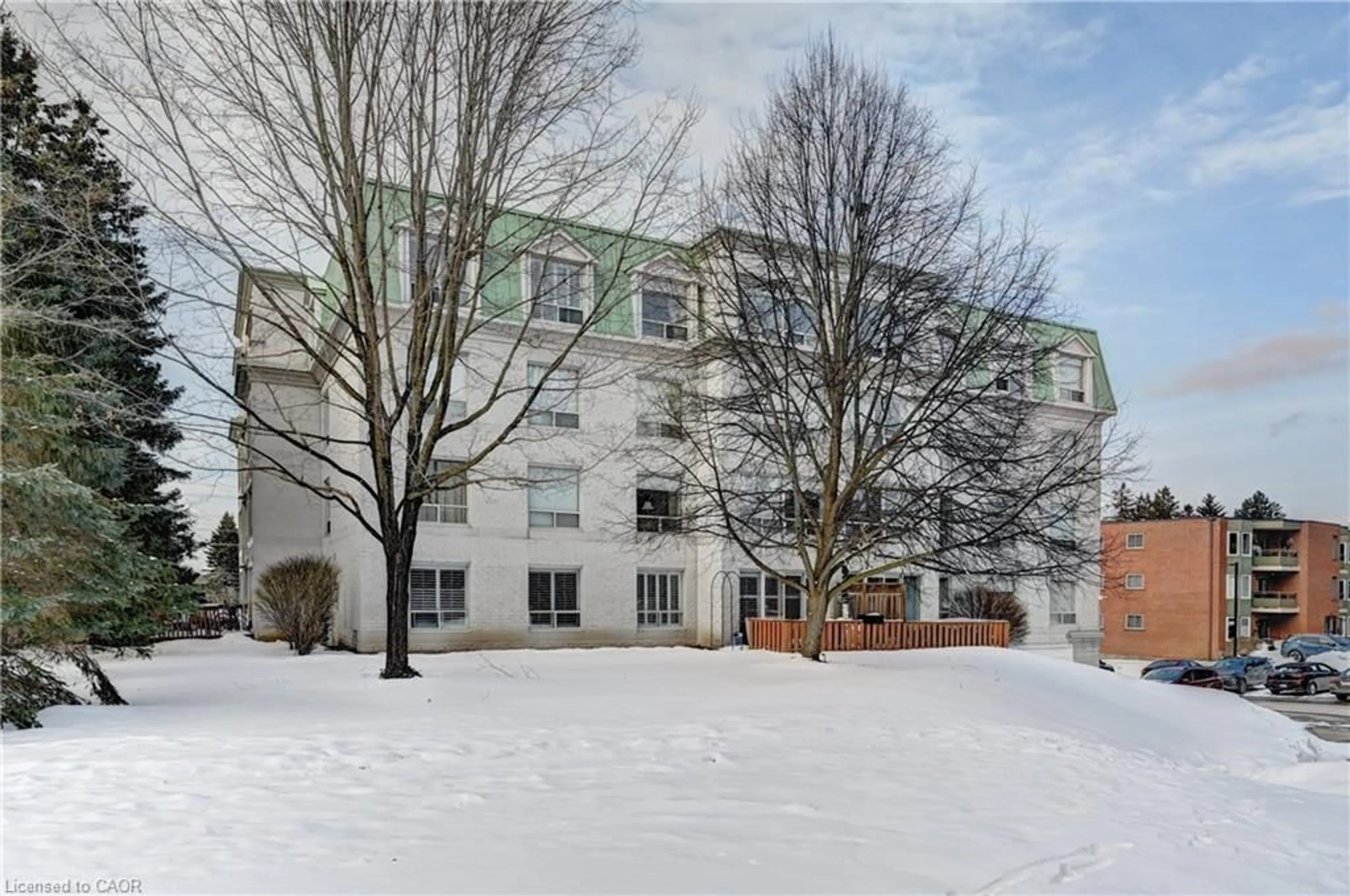 Unknown for 405 Erb St #505, Waterloo Ontario N2L 1W7