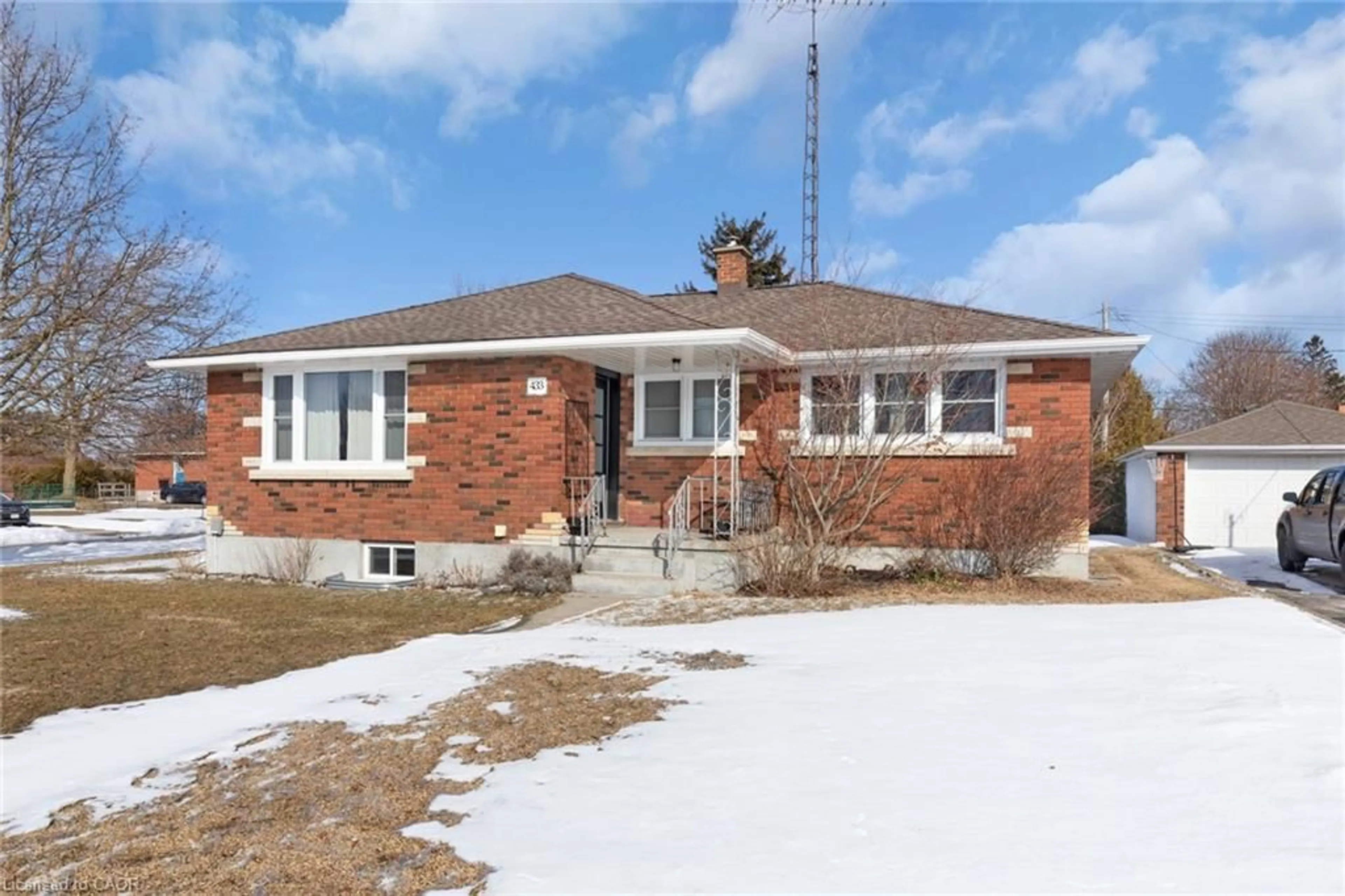 Home with brick exterior material, street for 433 Northern Ave, Delhi Ontario N4B 2R7