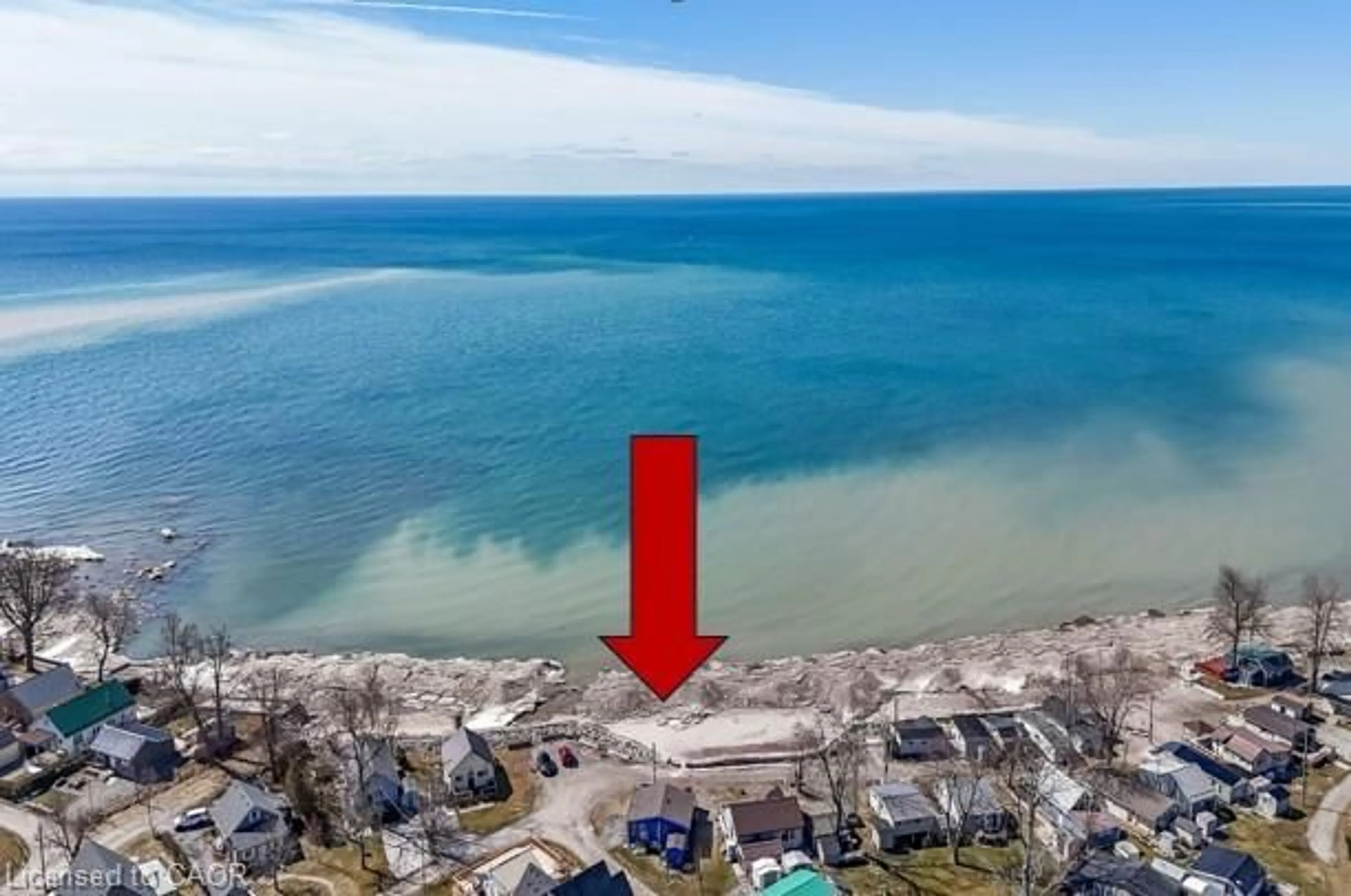 A pic from outside/outdoor area/front of a property/back of a property/a pic from drone, water/lake/river/ocean view for 14 Pike Lane, Selkirk Ontario N0A 1P0