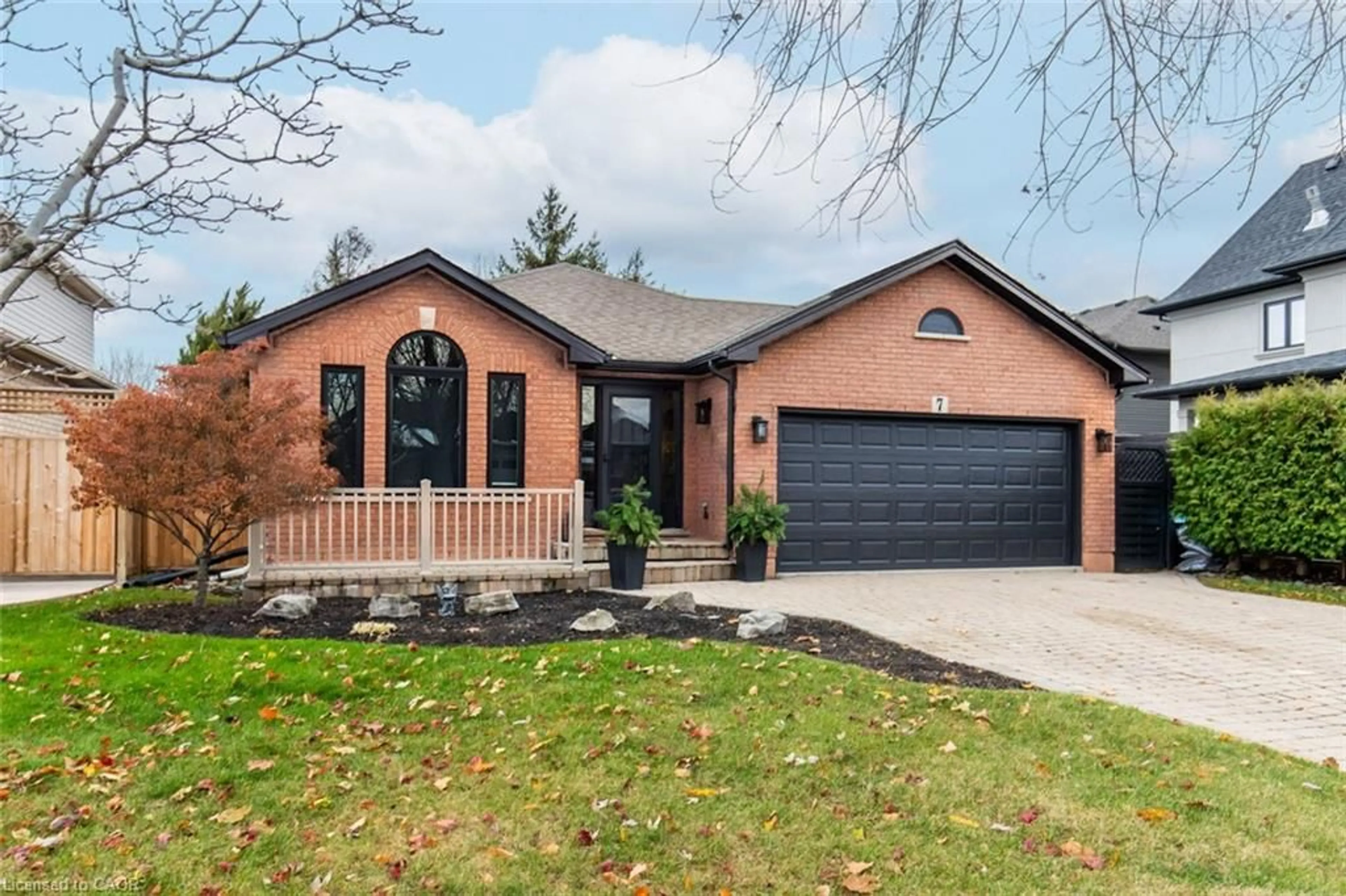 Home with brick exterior material, street for 7 Waterside Dr, Stoney Creek Ontario L8E 5T9