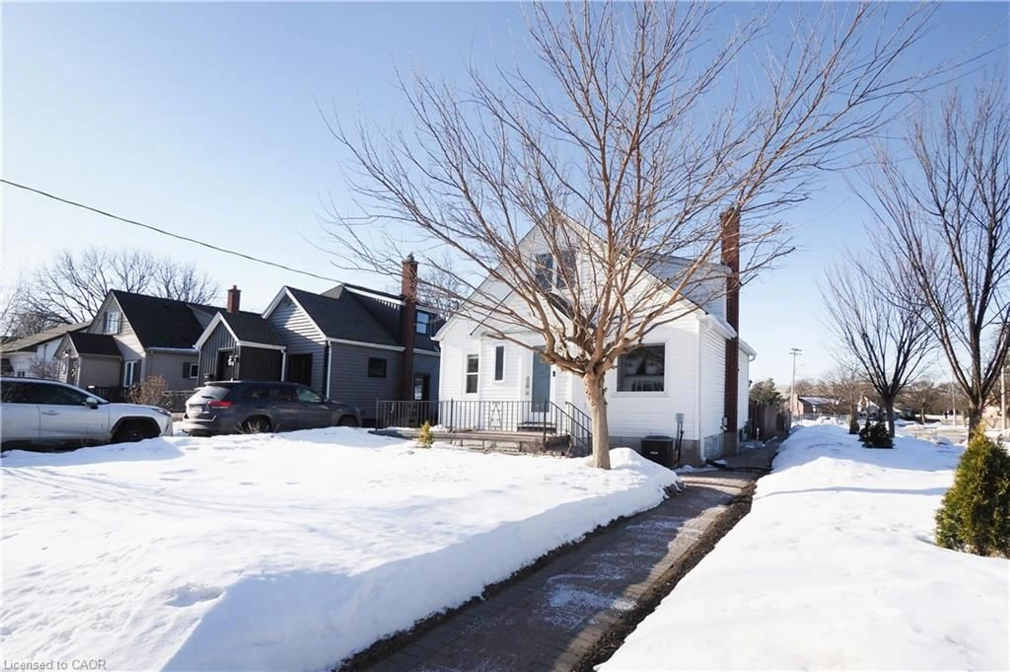 Unknown for 354 Blucher Blvd, Kitchener Ontario N2H 5V9