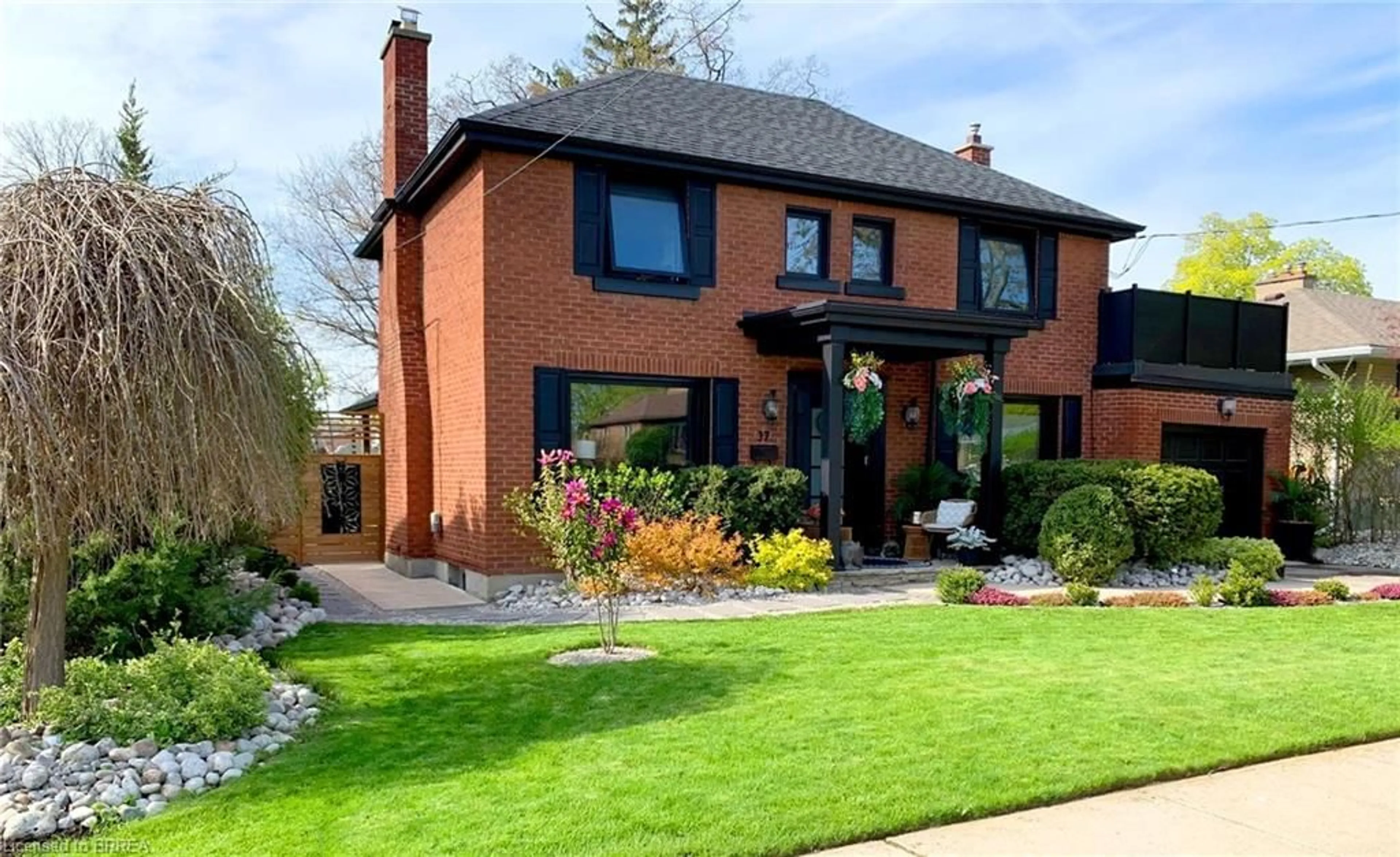 Home with brick exterior material, street for 37 Elm St, Brantford Ontario N3R 4T8