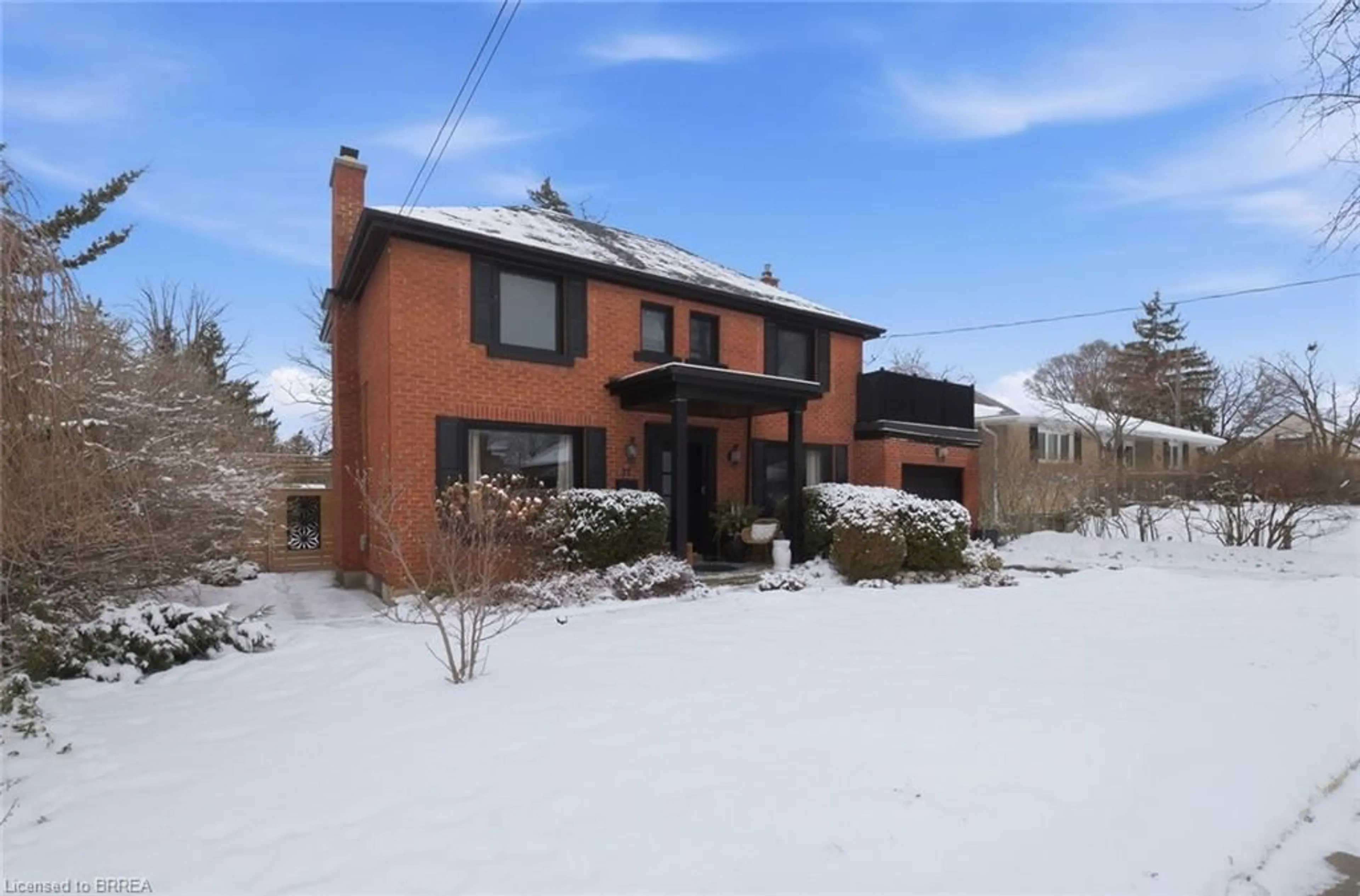 Home with brick exterior material, street for 37 Elm St, Brantford Ontario N3R 4T8