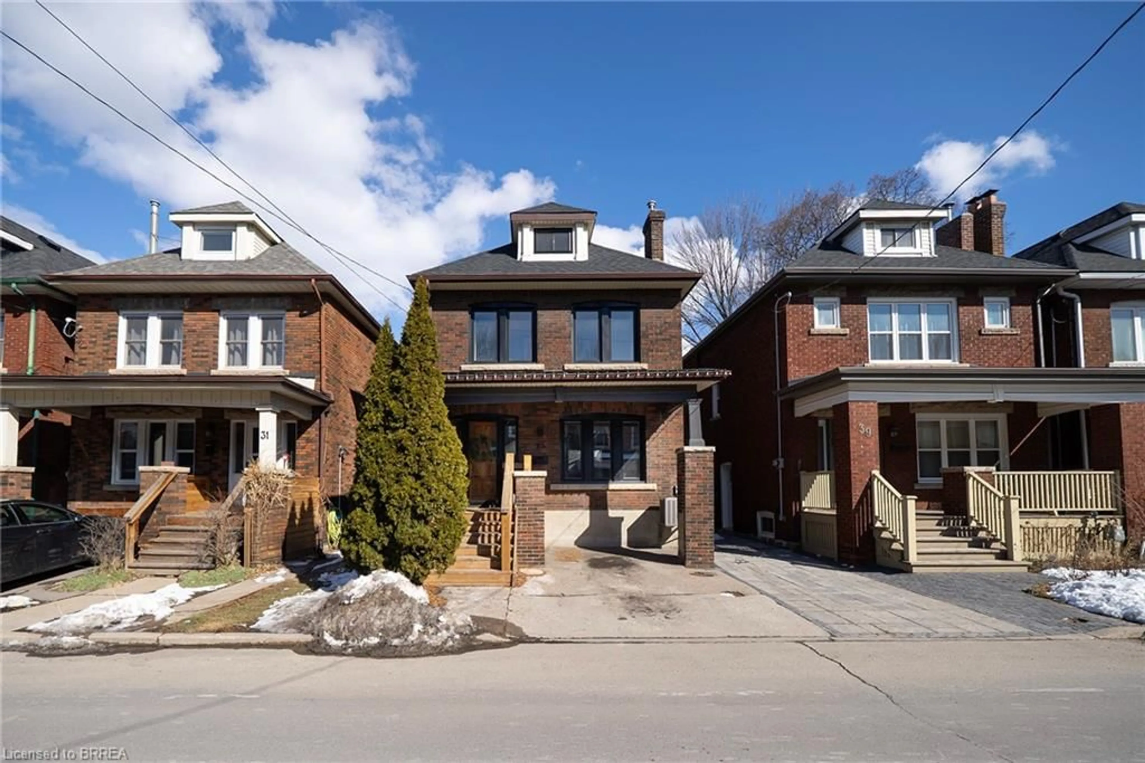 Home with brick exterior material, street for 35 Rutherford Ave, Hamilton Ontario L8M 1Y5