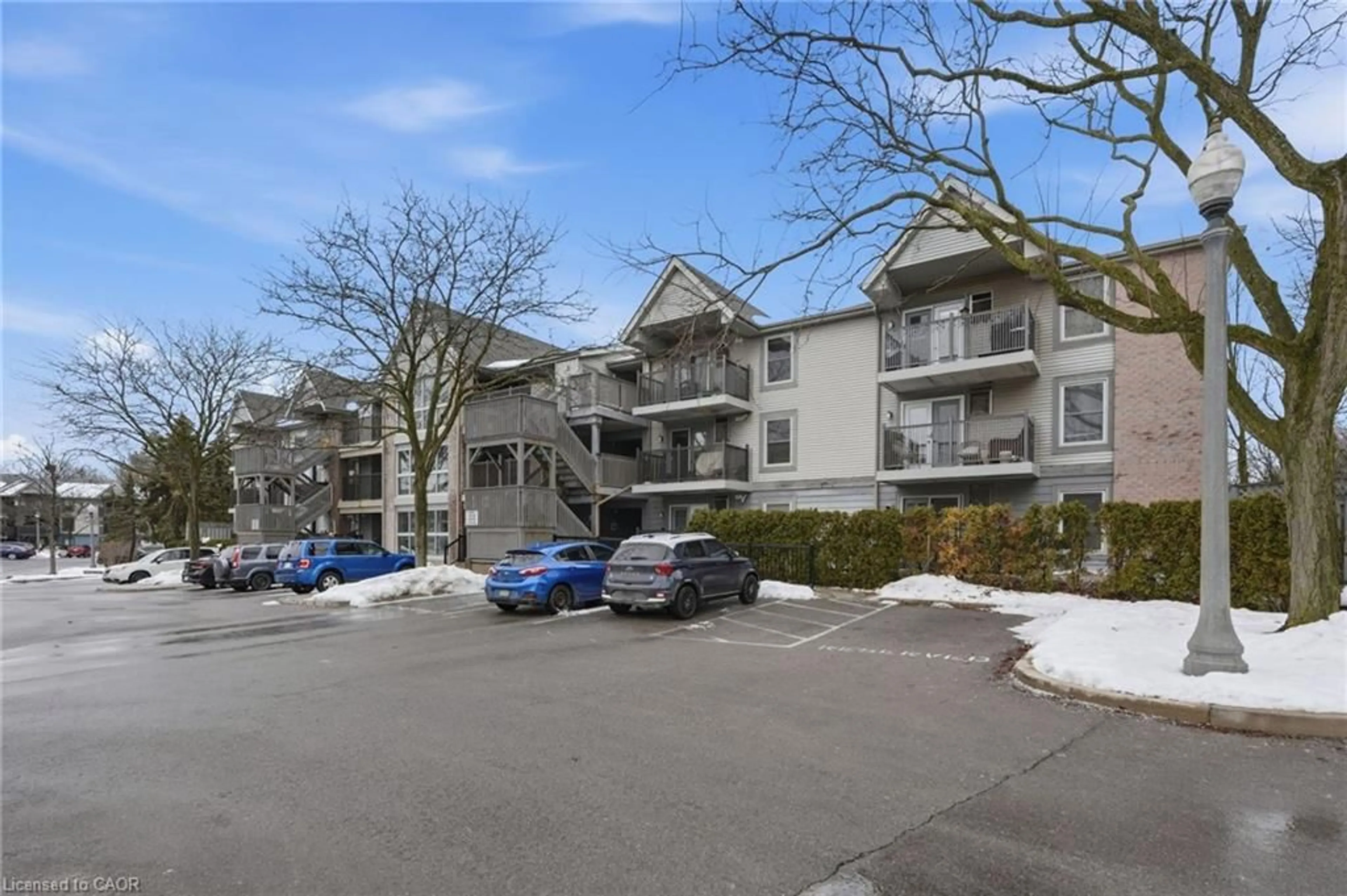Unknown for 2040 Cleaver Ave #315, Burlington Ontario L7M 4C4