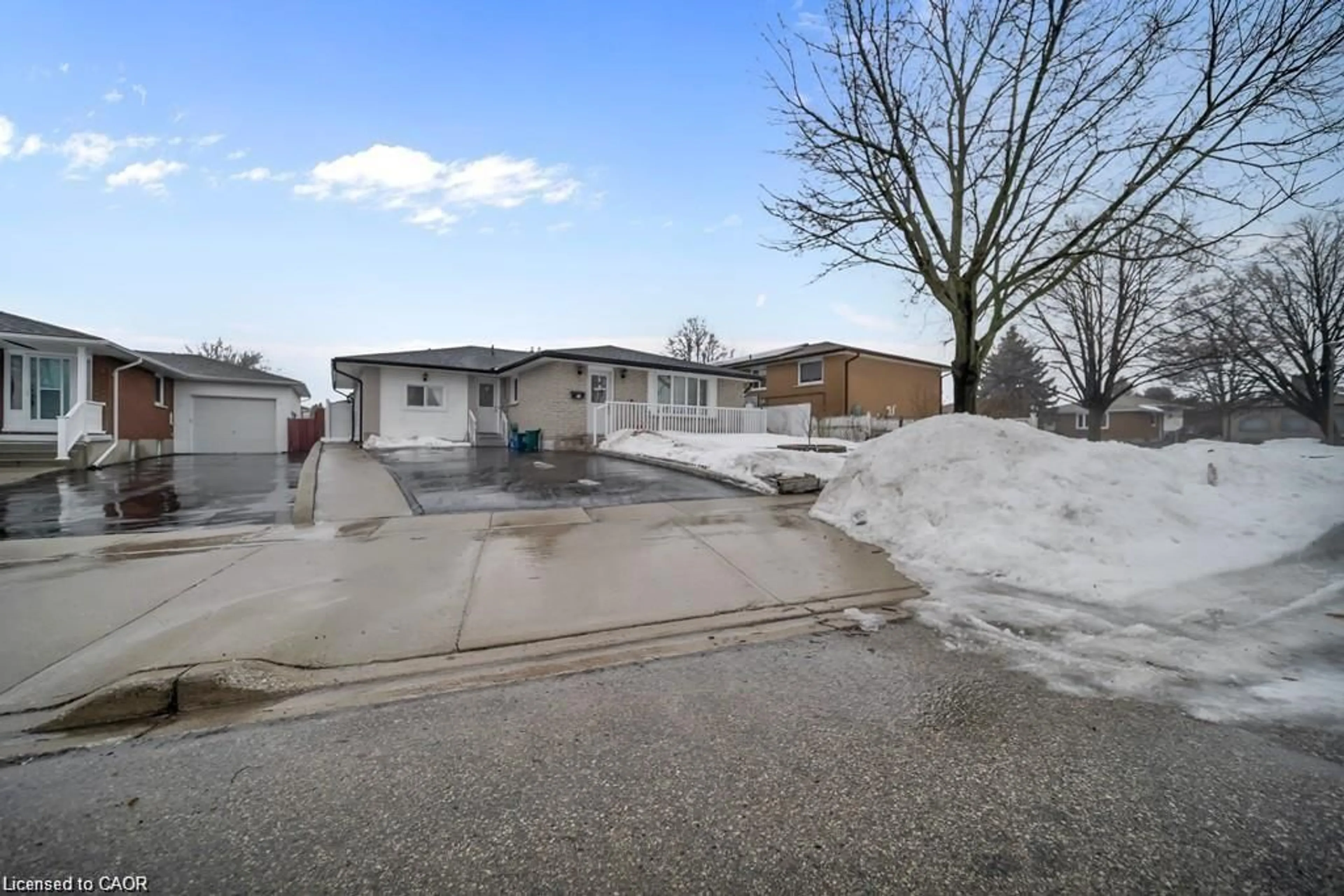 Unknown for 15 Anderson Dr, Cambridge Ontario N1R 6E6