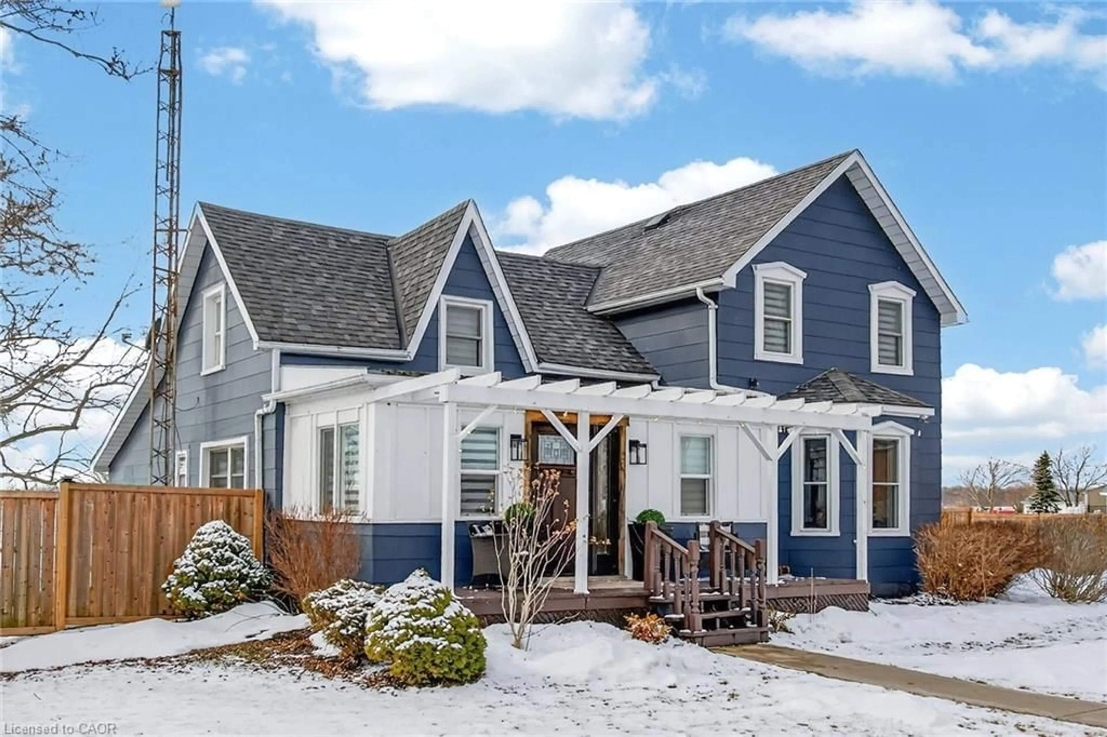 Home with vinyl exterior material, street for 1185 Kohler Rd, Cayuga Ontario N0A 1E0