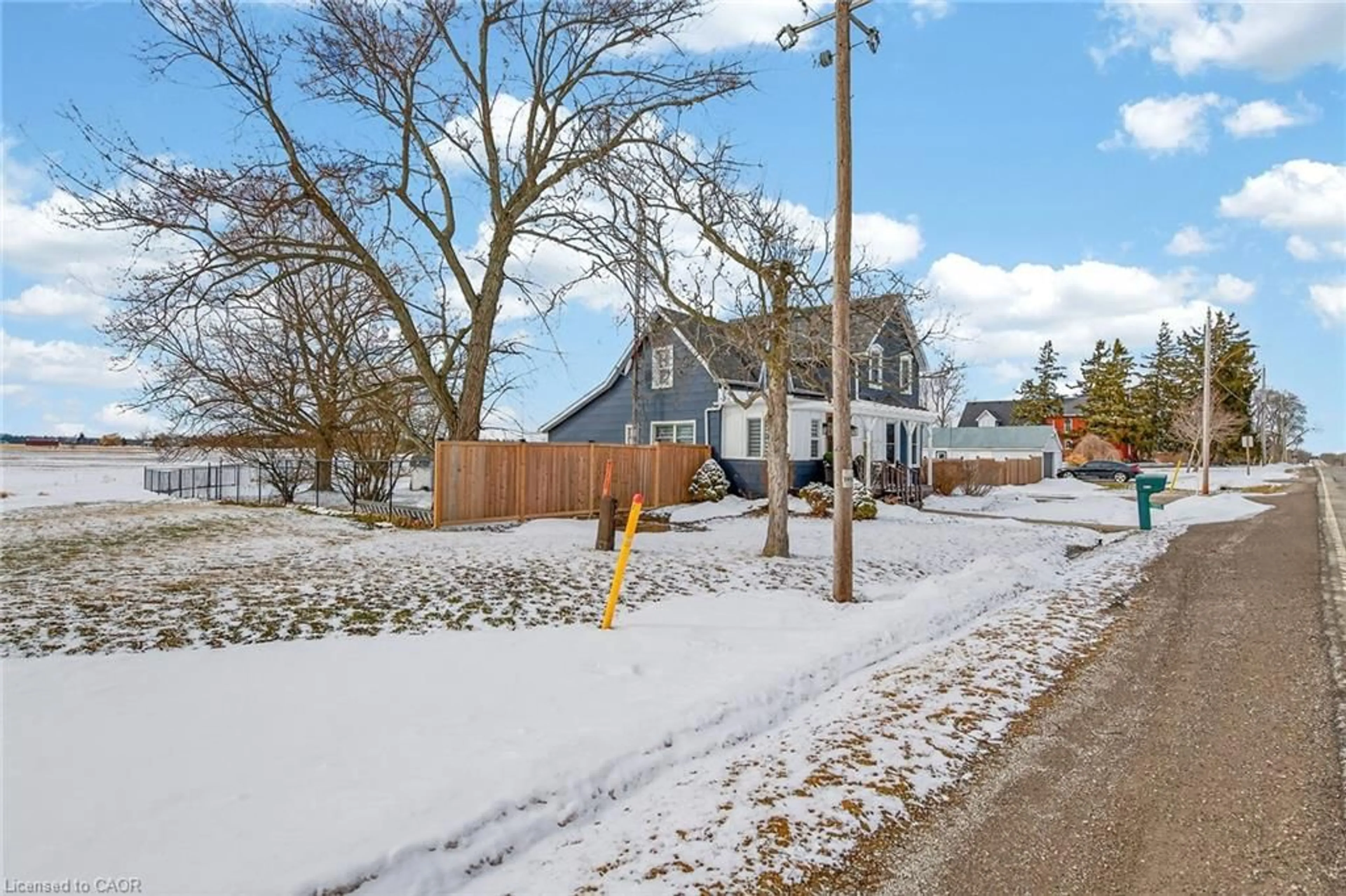 A pic from outside/outdoor area/front of a property/back of a property/a pic from drone, street for 1185 Kohler Rd, Cayuga Ontario N0A 1E0