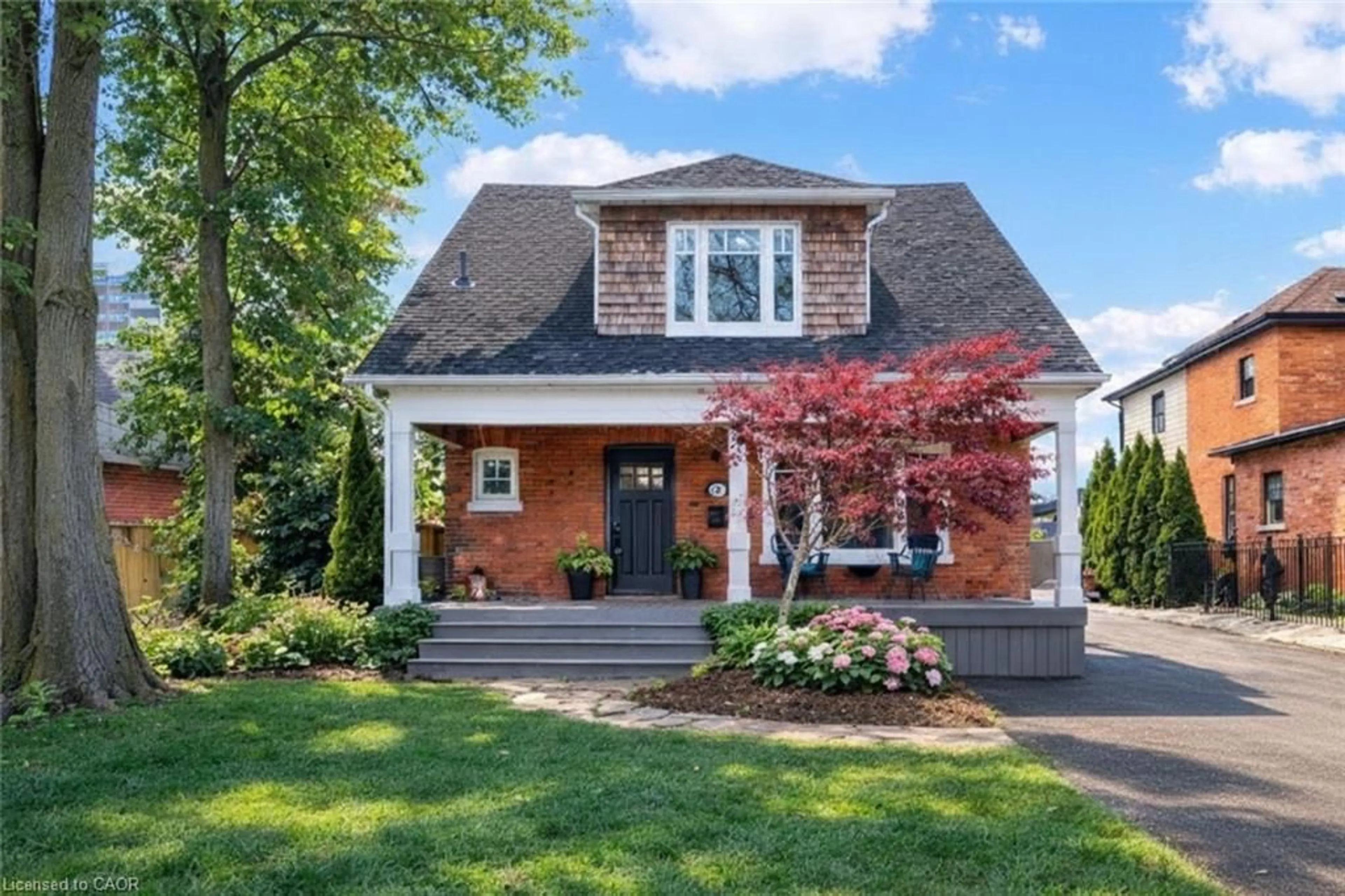 Home with brick exterior material, street for 494 Martha St, Burlington Ontario L7R 2R2