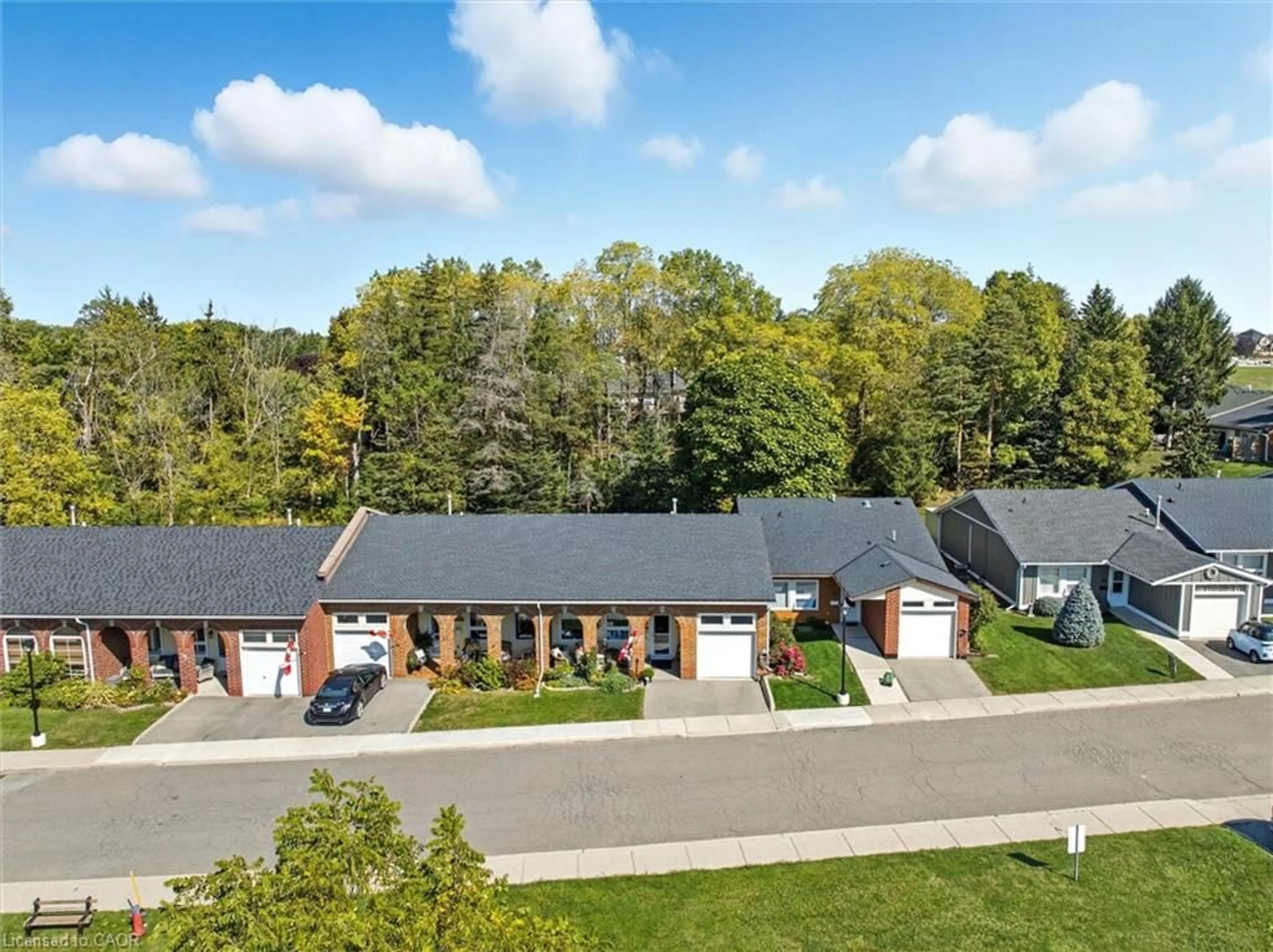 A pic from outside/outdoor area/front of a property/back of a property/a pic from drone, unknown for 34 Cardinal Mindszenty Blvd, Hamilton Ontario L9B 2M3