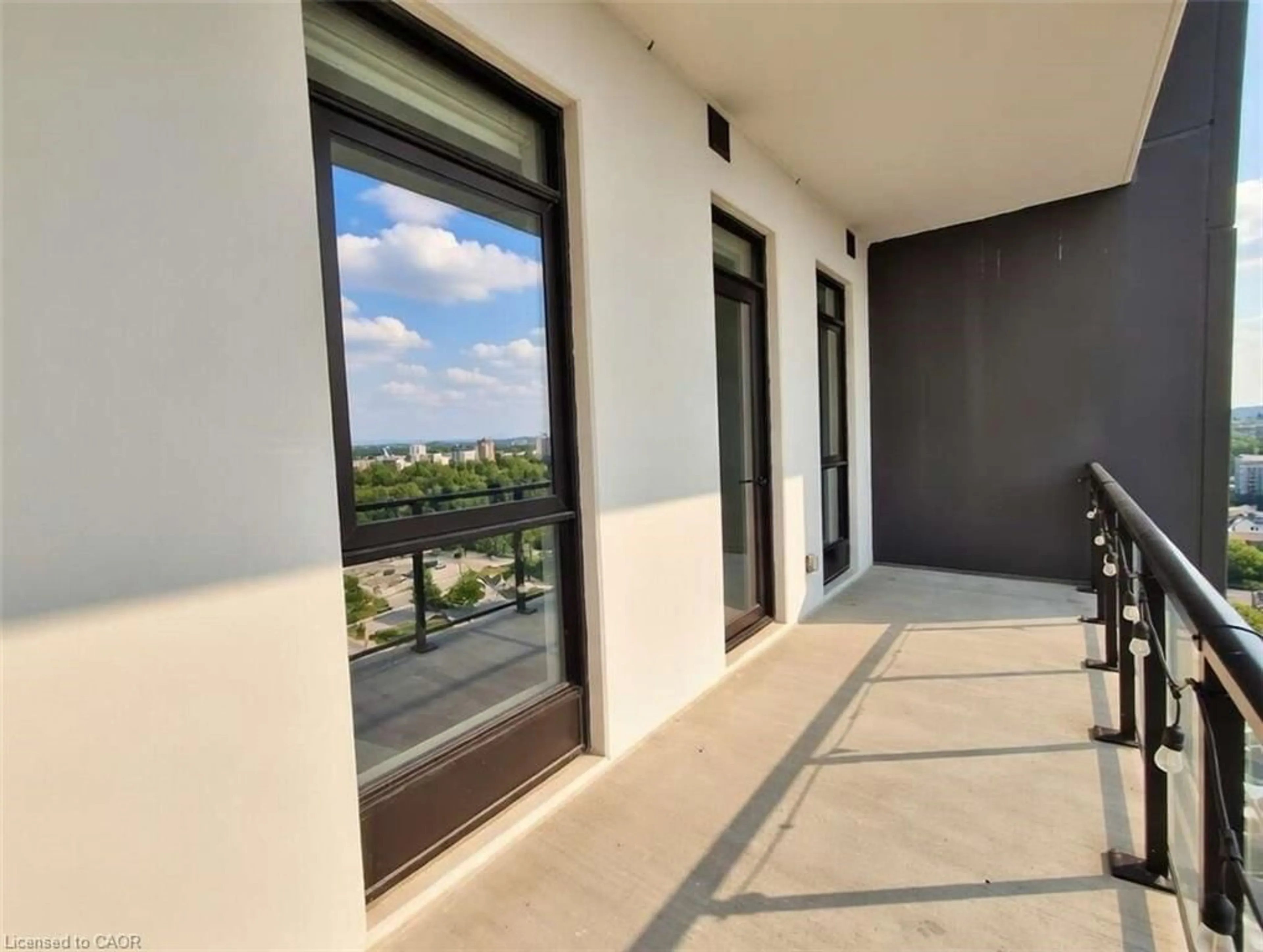 Balcony in the apartment, water/lake/river/ocean view for 181 King St #1509, Waterloo Ontario N2J 0E7