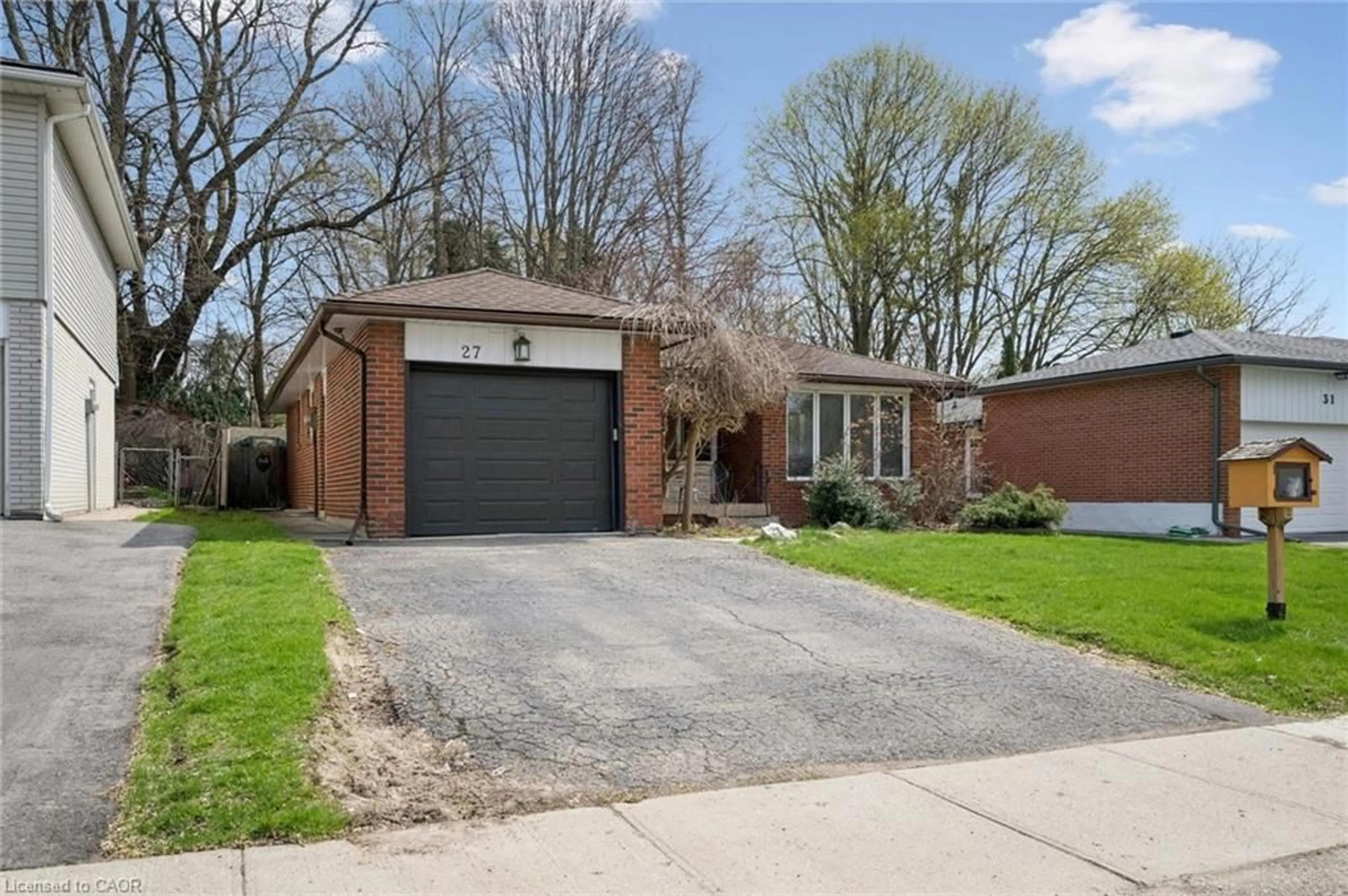 Home with brick exterior material, street for 27 Silverspring Cres, Kitchener Ontario N2M 4P1