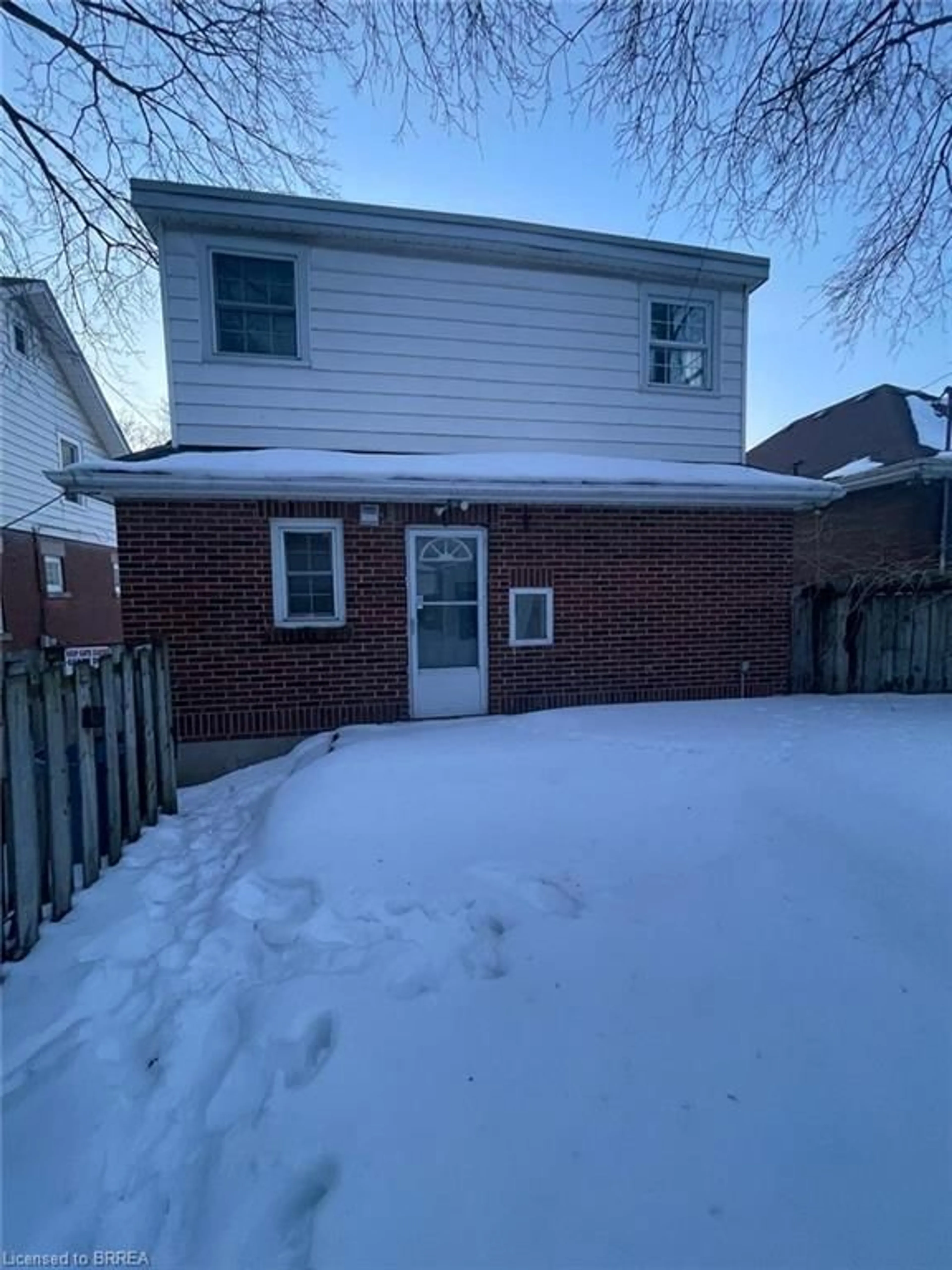 Unknown for 258 Wellington Rd, London Ontario N6C 4N5