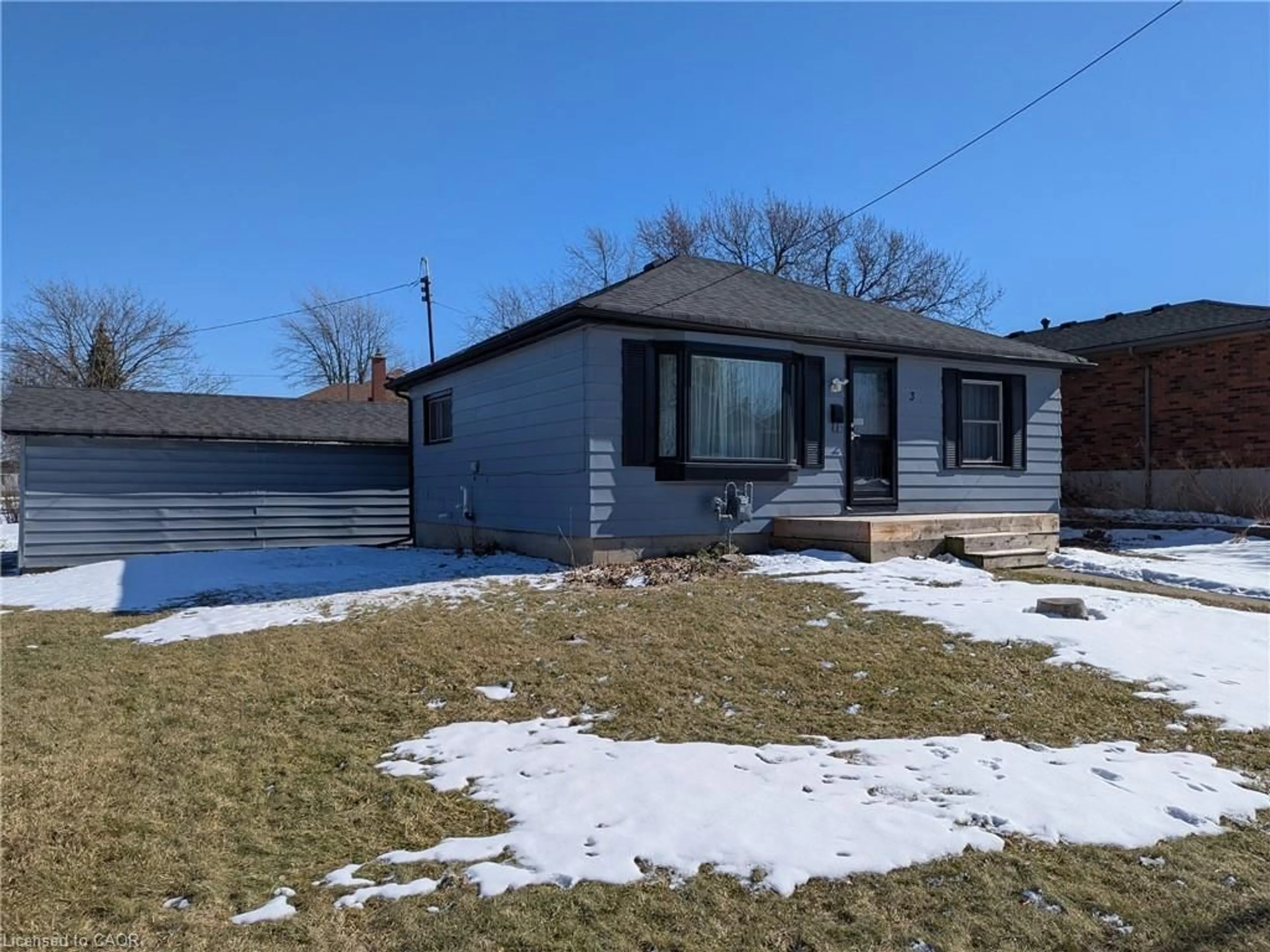 Unknown for 3 Maitland Ave, Hamilton Ontario L9A 3J4