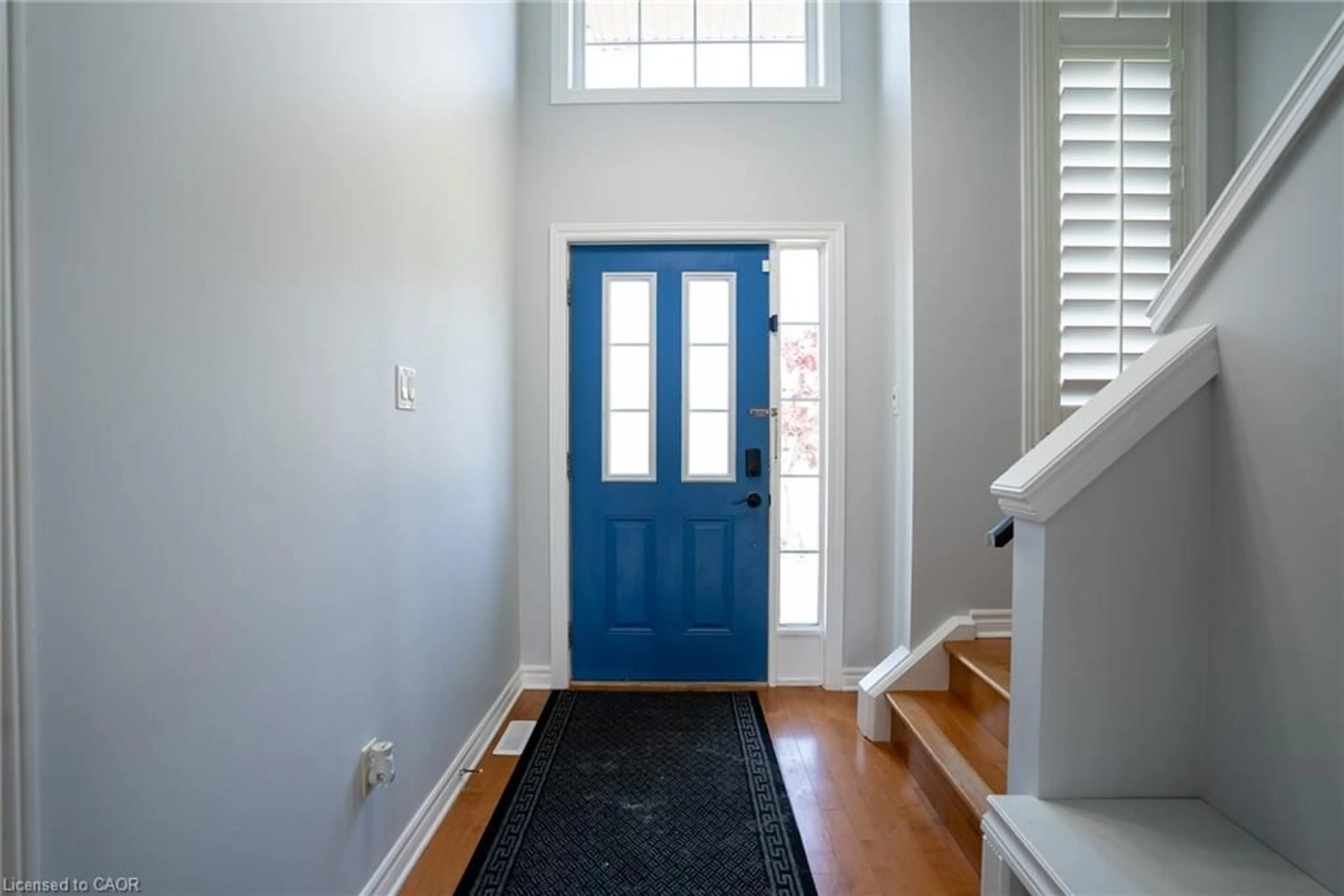 Indoor entryway for 2427 Asima Dr, London Ontario N6M 0B3