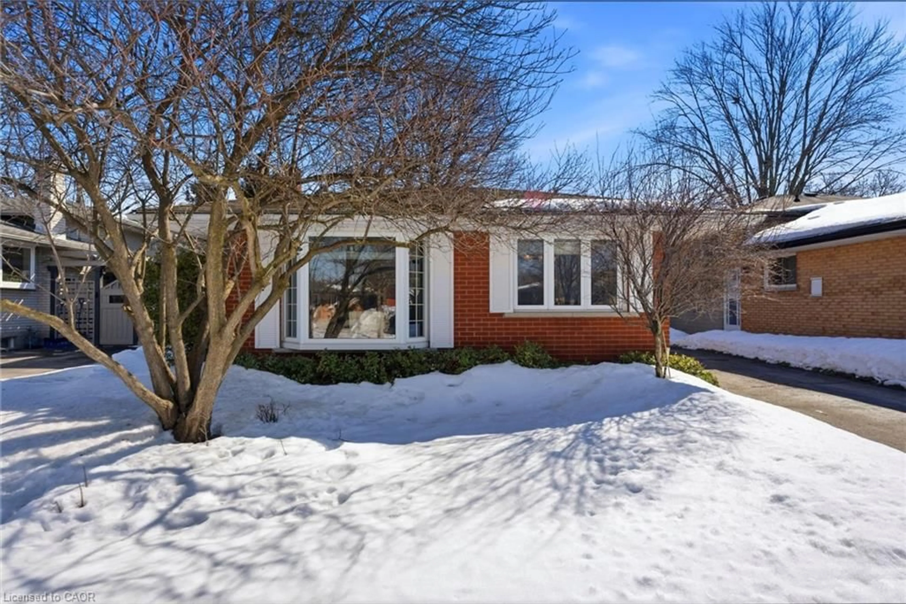 Unknown for 54 Duncairn Ave, Kitchener Ontario N2M 4S4