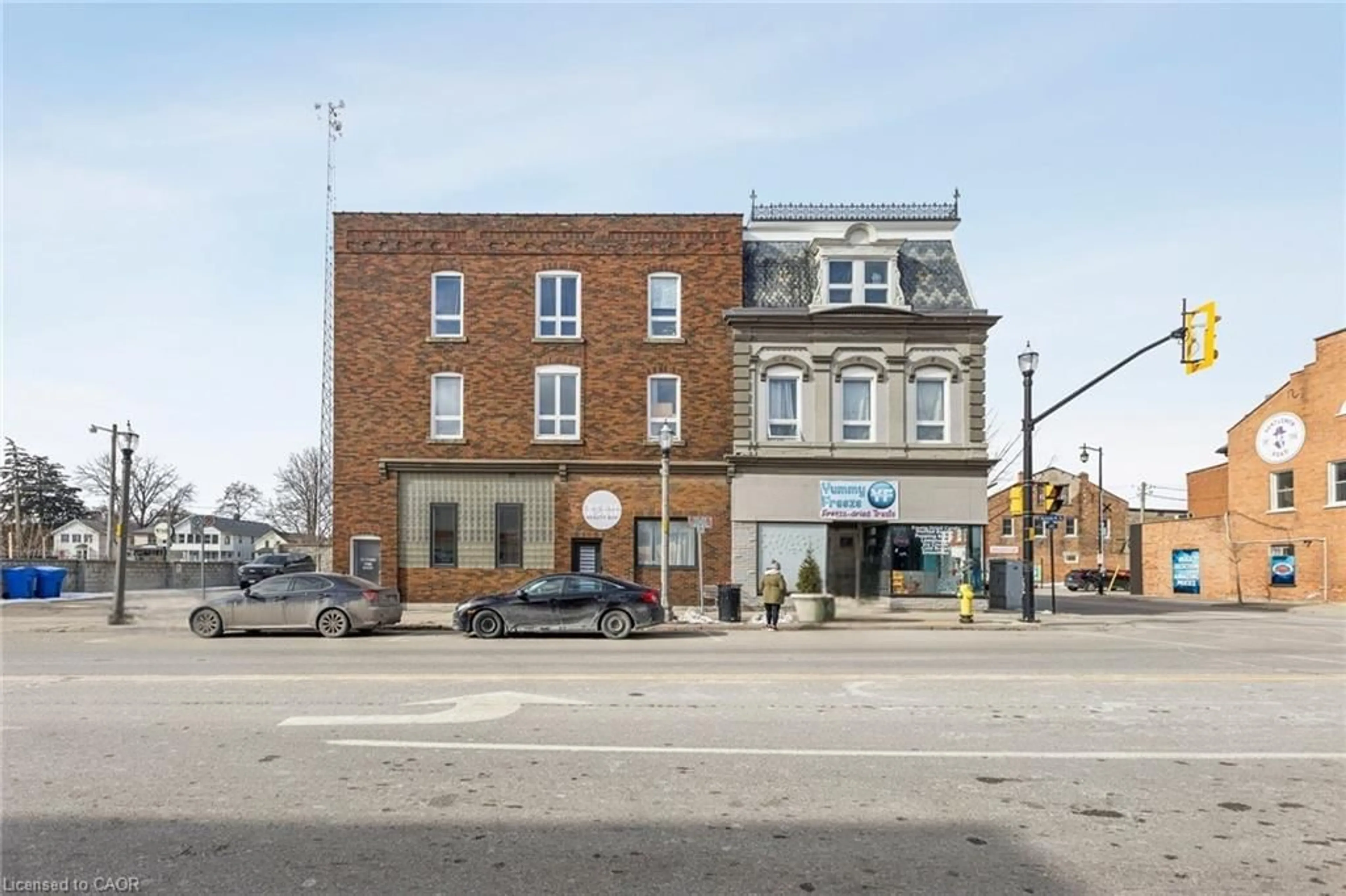 Home with brick exterior material, building for 56 Norfolk St, Simcoe Ontario N3Y 2W2