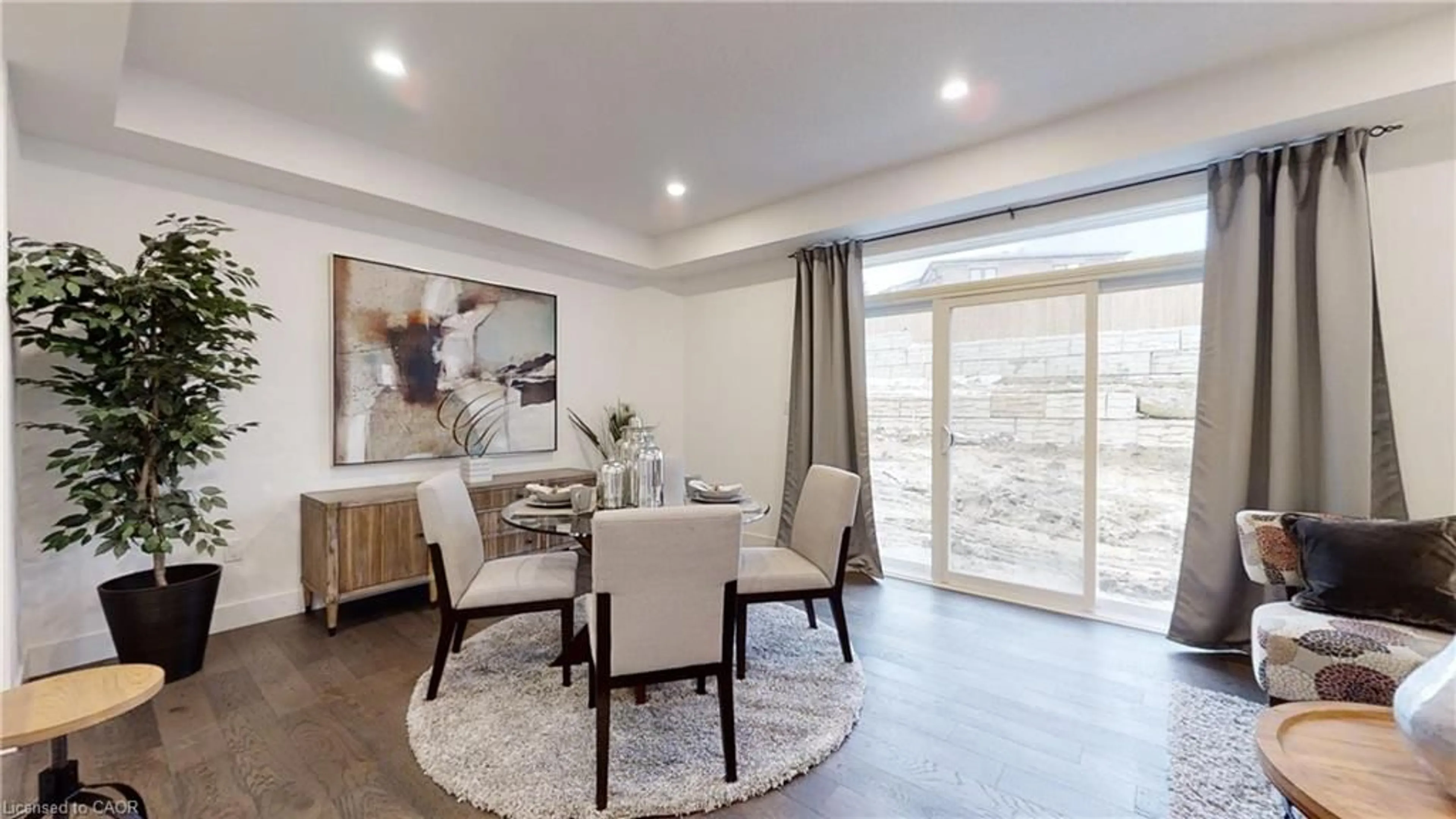 Dining room, unknown for 42 Julie Crt, London Ontario N5Z 0A9