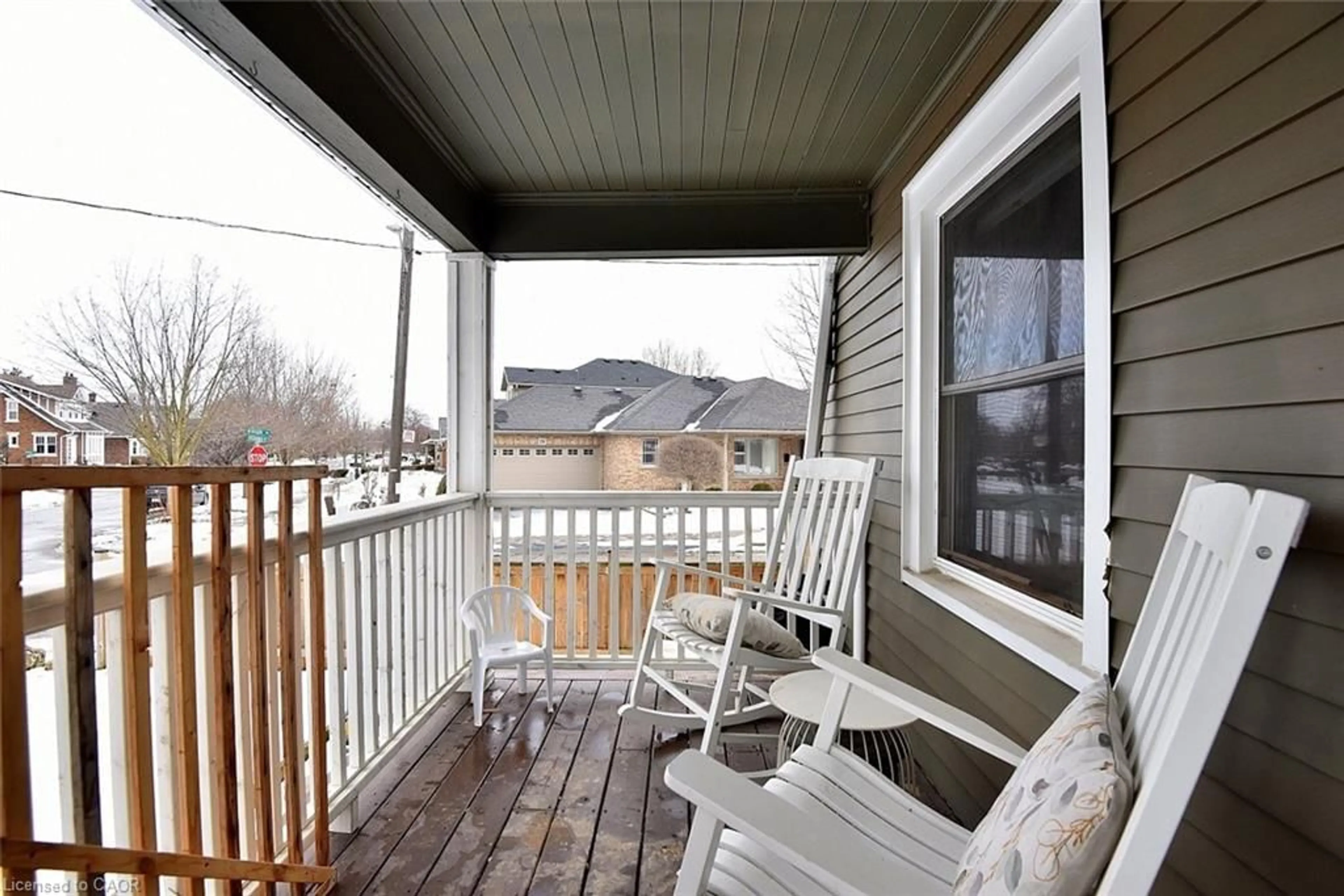 Patio, unknown for 24 Fitzgerald St, St. Catharines Ontario L2R 4B3