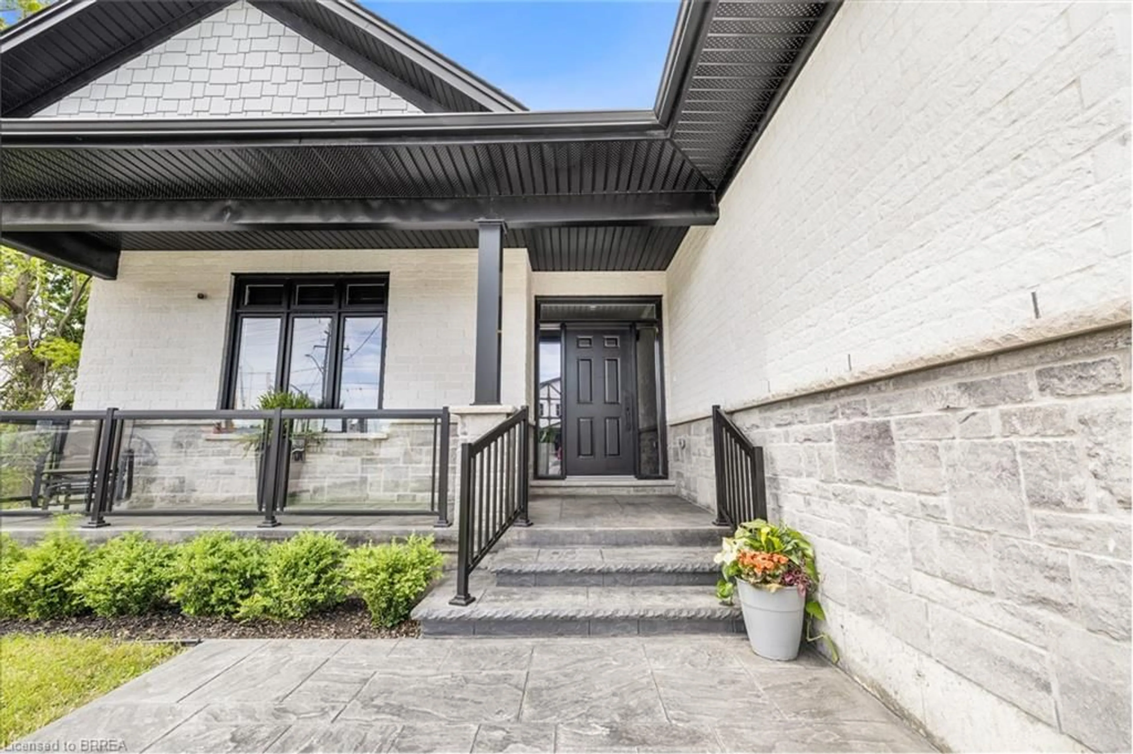 Unknown for 442 James St, Delhi Ontario N4B 2C1