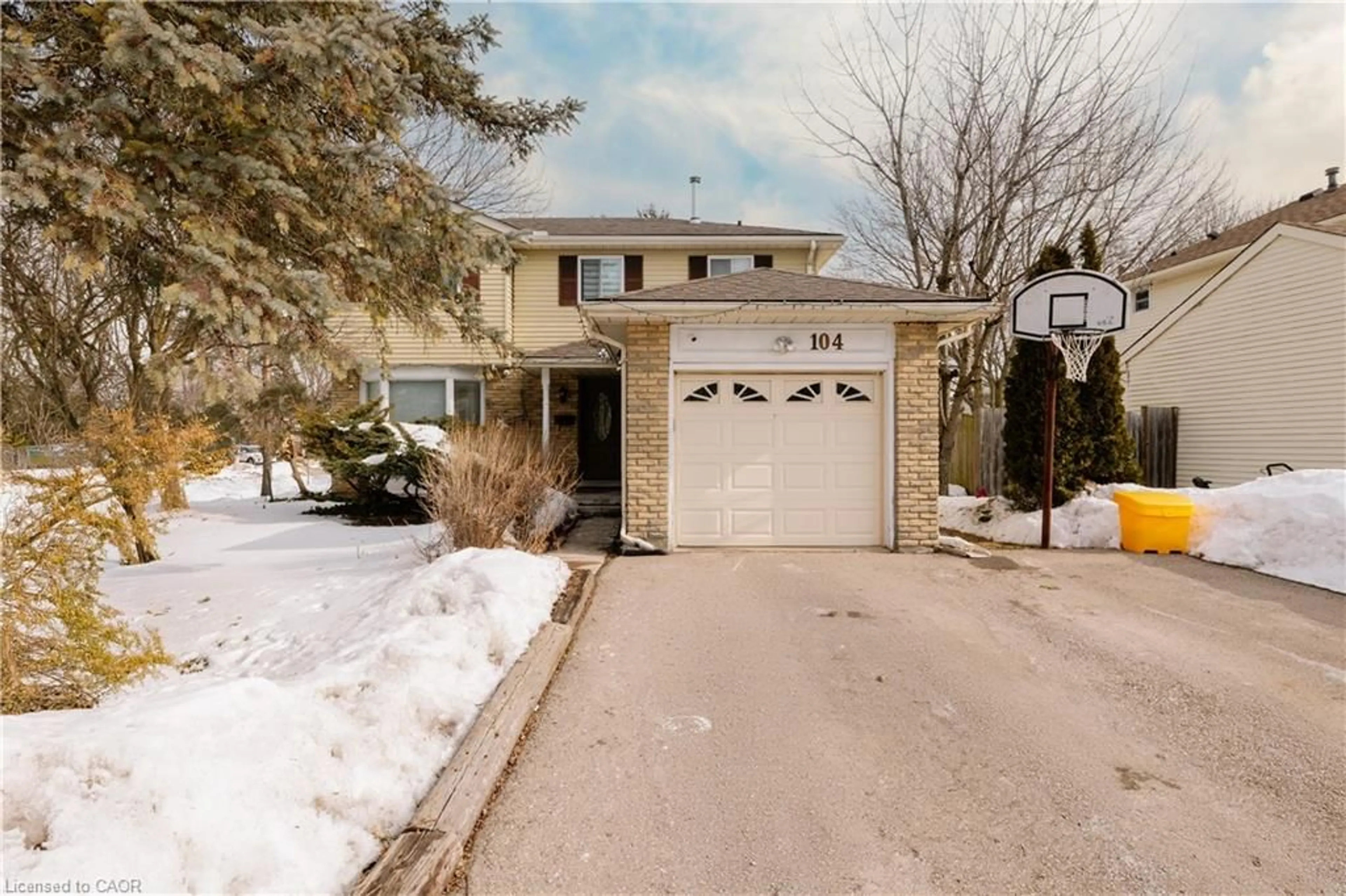 Unknown for 104 Rolling Meadows Dr, Kitchener Ontario N2N 1T6