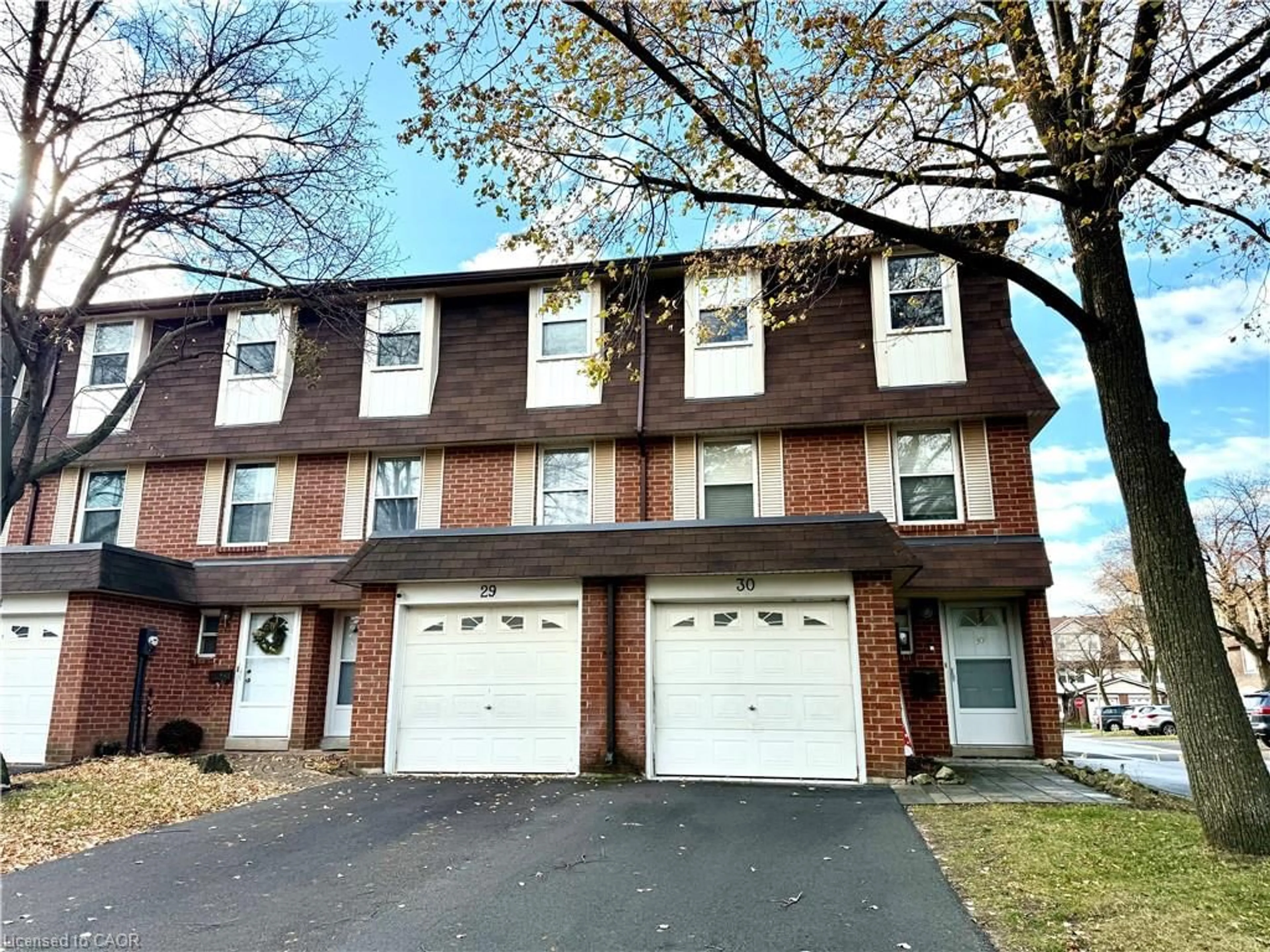 Unknown for 235 Bronte St #30, Milton Ontario L9T 3V8