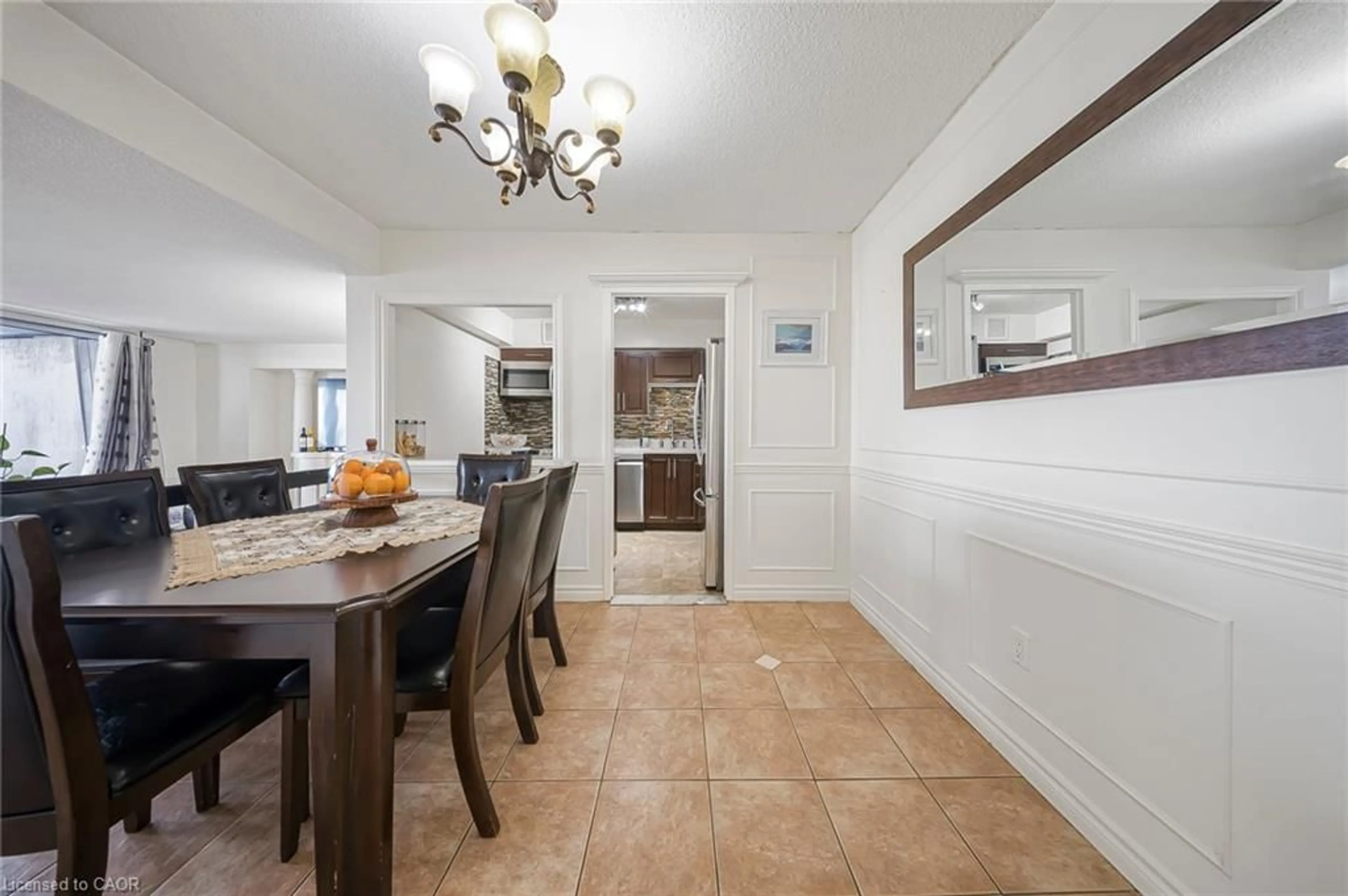 Dining room, ceramic/tile floor for 1338 York Mills Rd #1603, North York Ontario M3A 3M3
