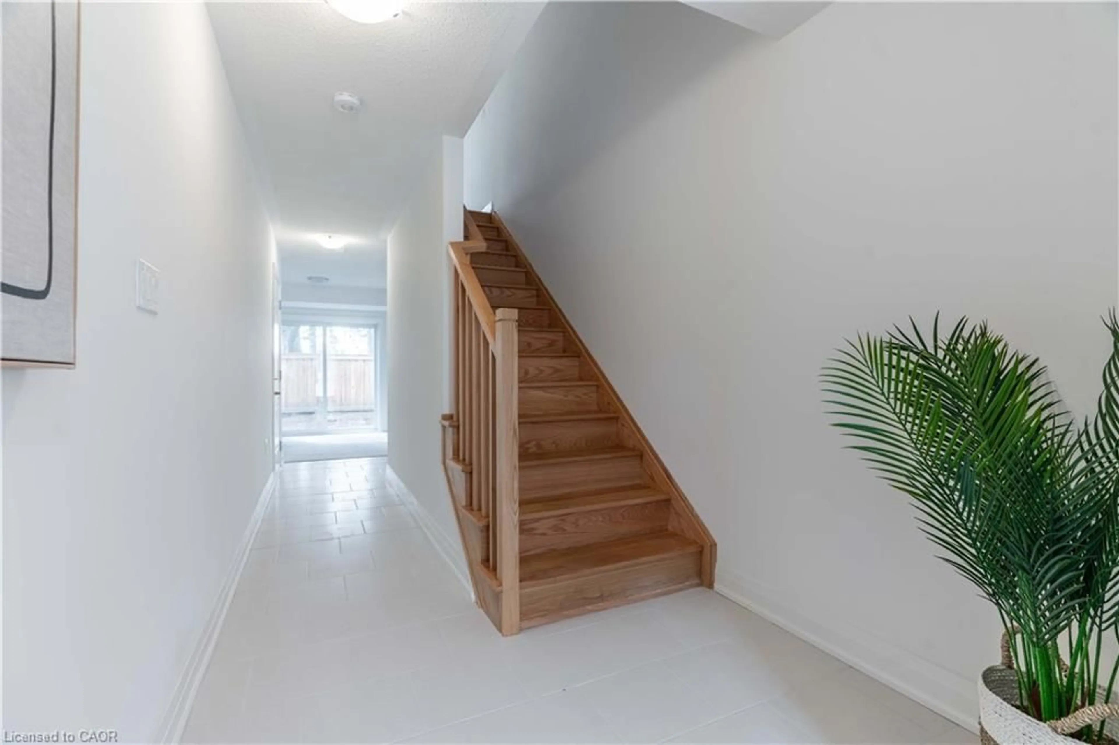 Stairs for 11 Briar Crt, Halton Hills Ontario L7G 0P5