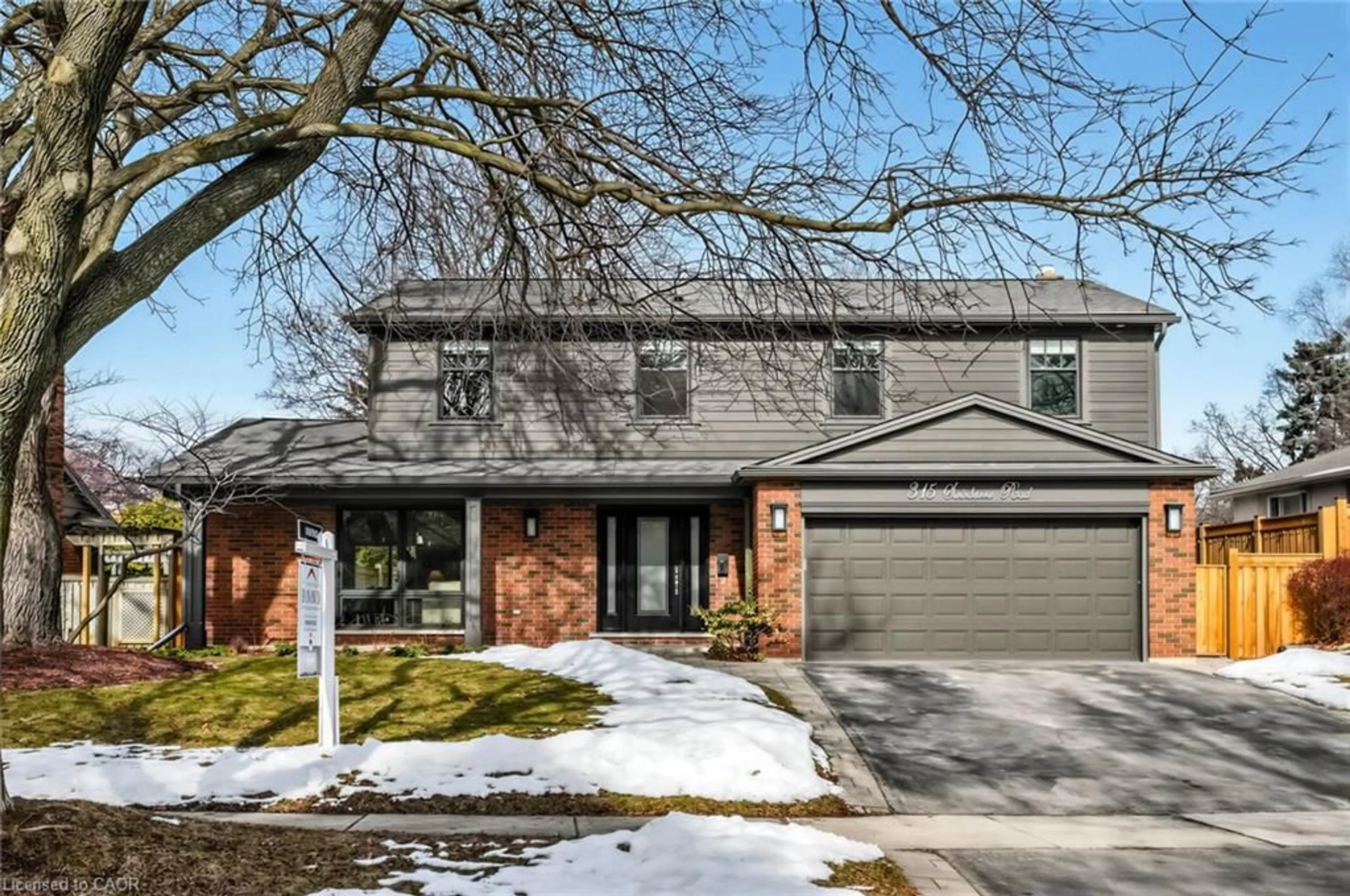 Home with brick exterior material, street for 315 Swinburne Rd, Burlington Ontario L7N 1Z9