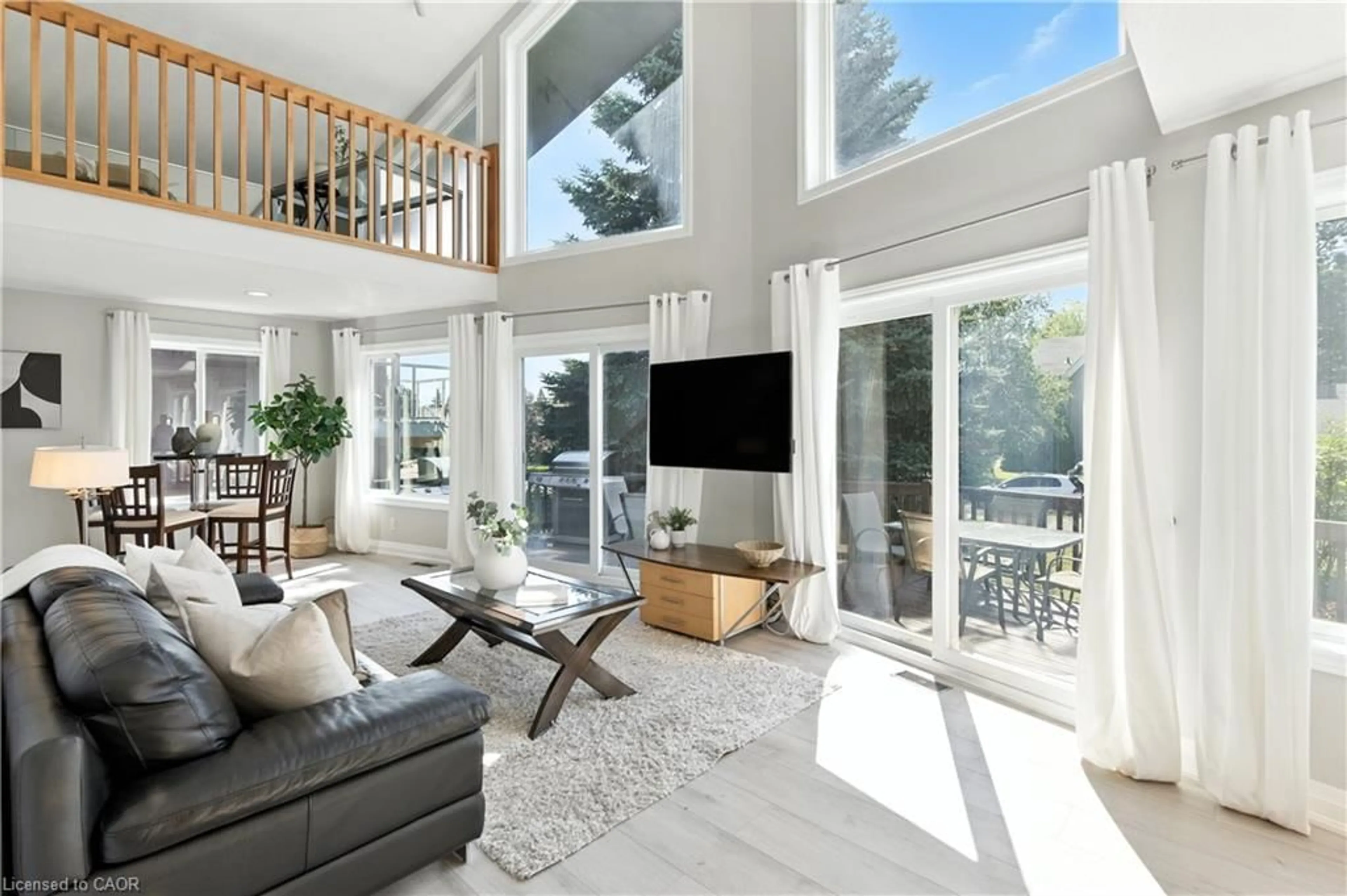 Living room with furniture, unknown for 115 Pioneer Lane, The Blue Mountains Ontario L9Y 0M6