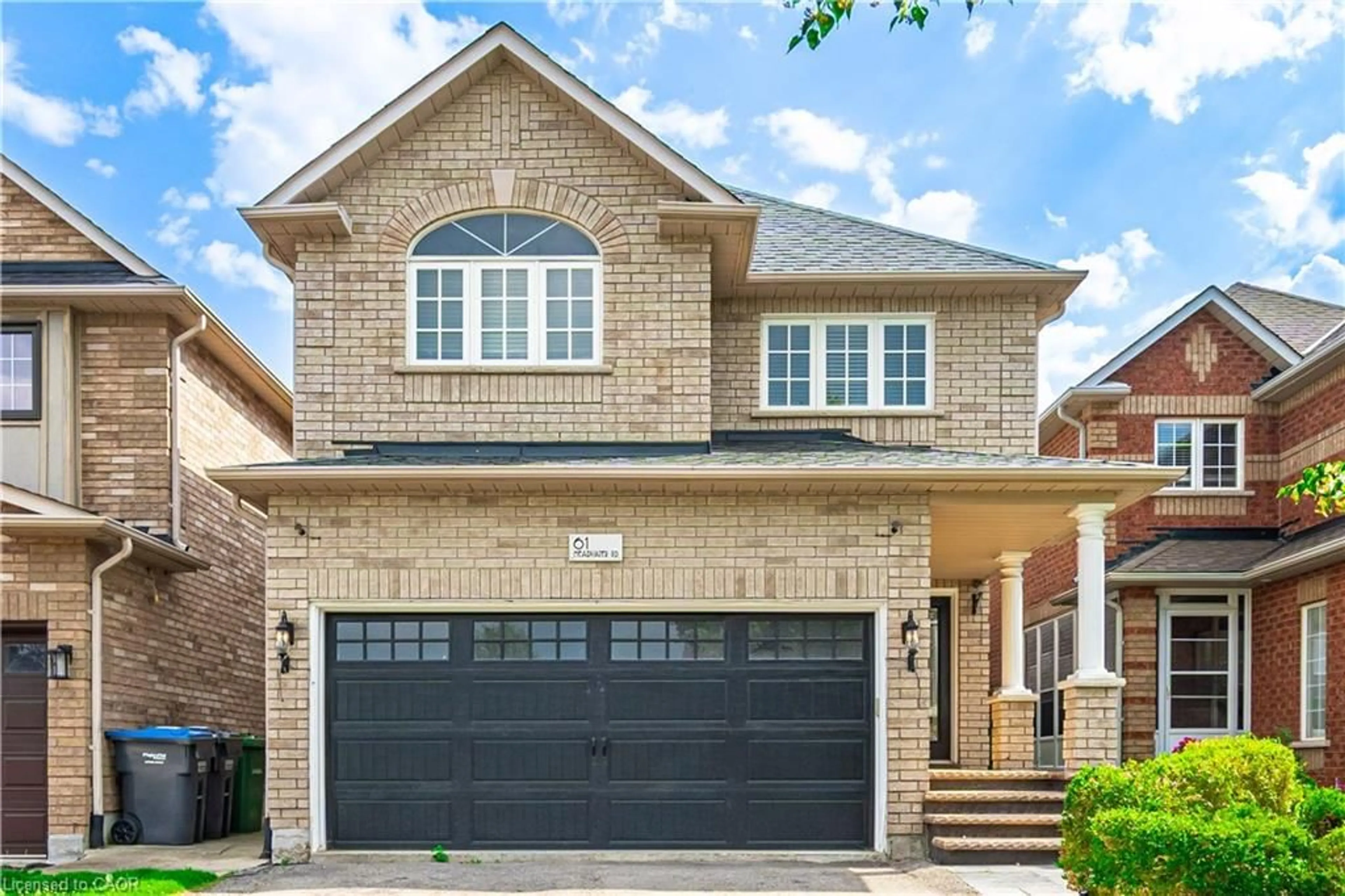 Home with brick exterior material, street for 61 Headwater Rd, Caledon Ontario L7E 2W4