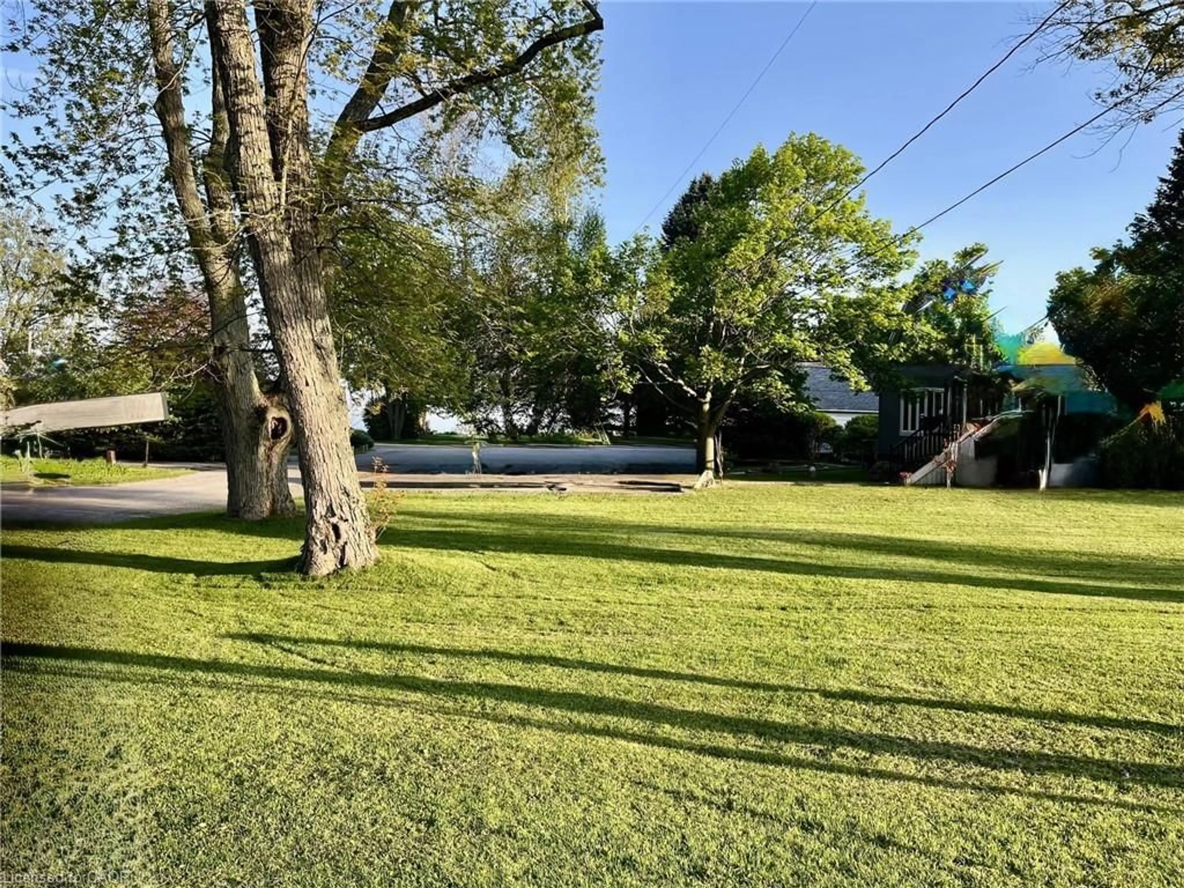 A pic from outside/outdoor area/front of a property/back of a property/a pic from drone, street for 9 Kandracs Cres, Port Dover Ontario N0A 1N0