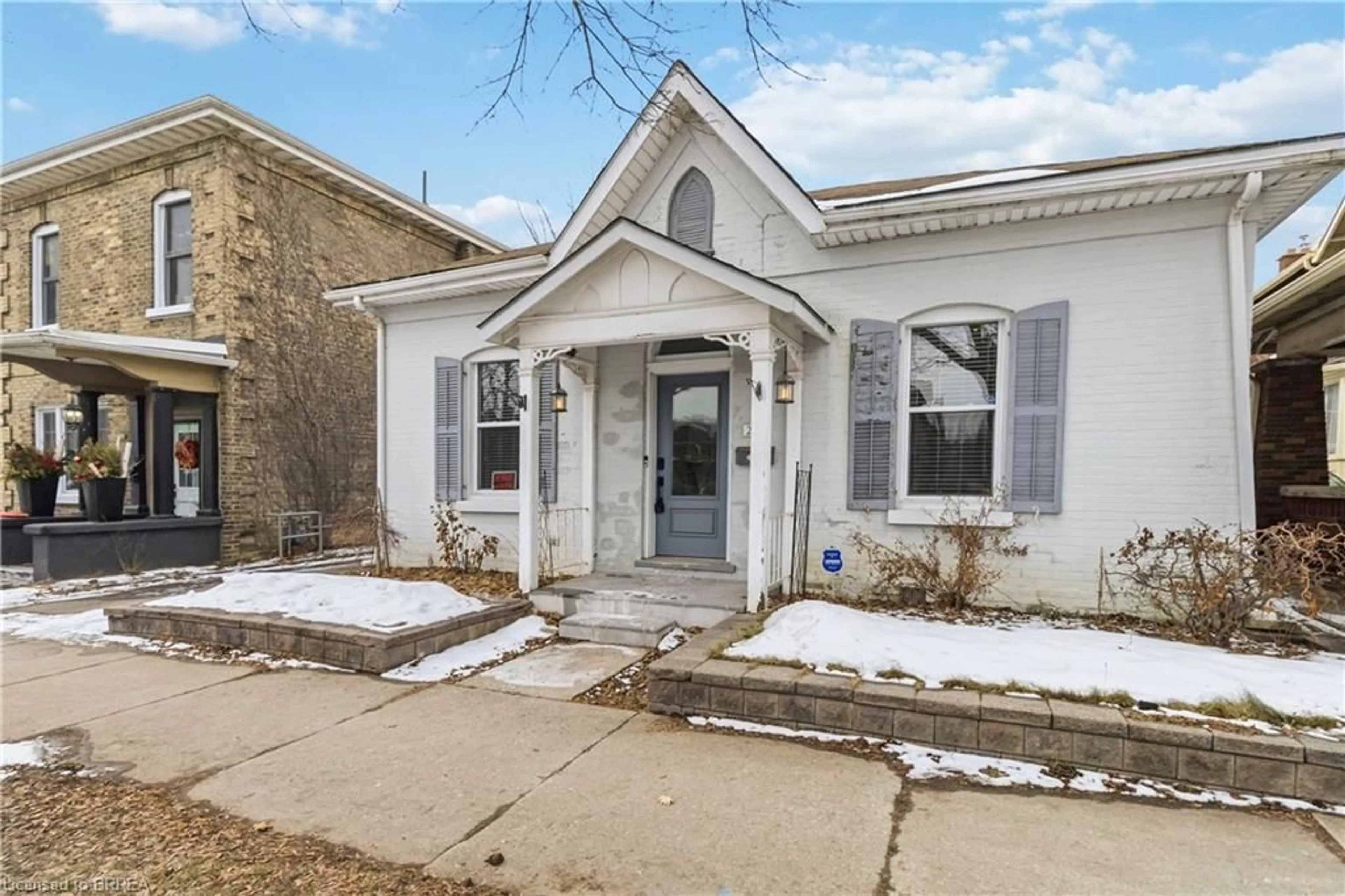 Unknown for 200 Brant Ave, Brantford Ontario N3T 3H9