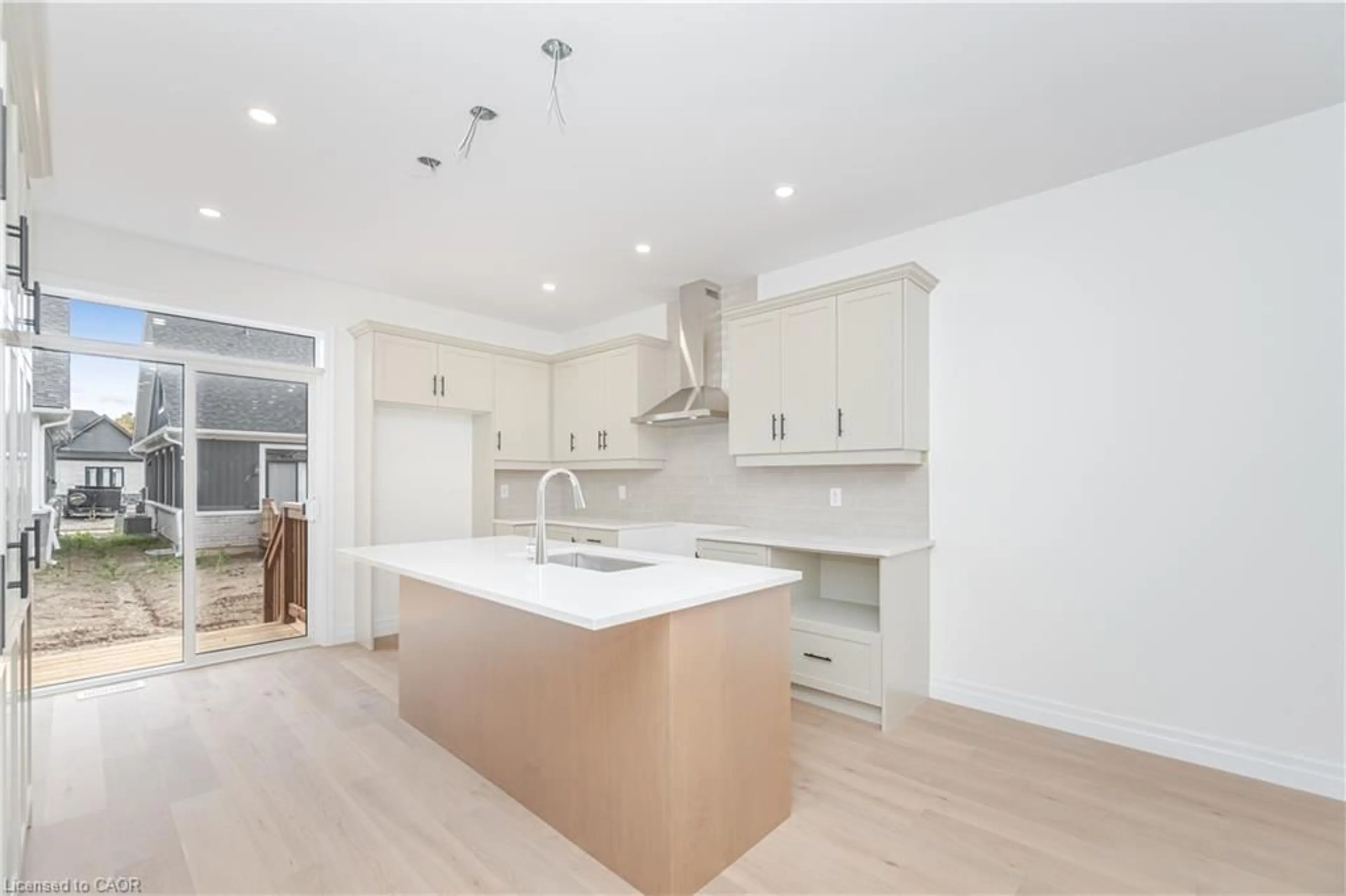 Open concept kitchen, unknown for 2797 Red Maple Ave #42, Jordan Station Ontario L0R 1S0