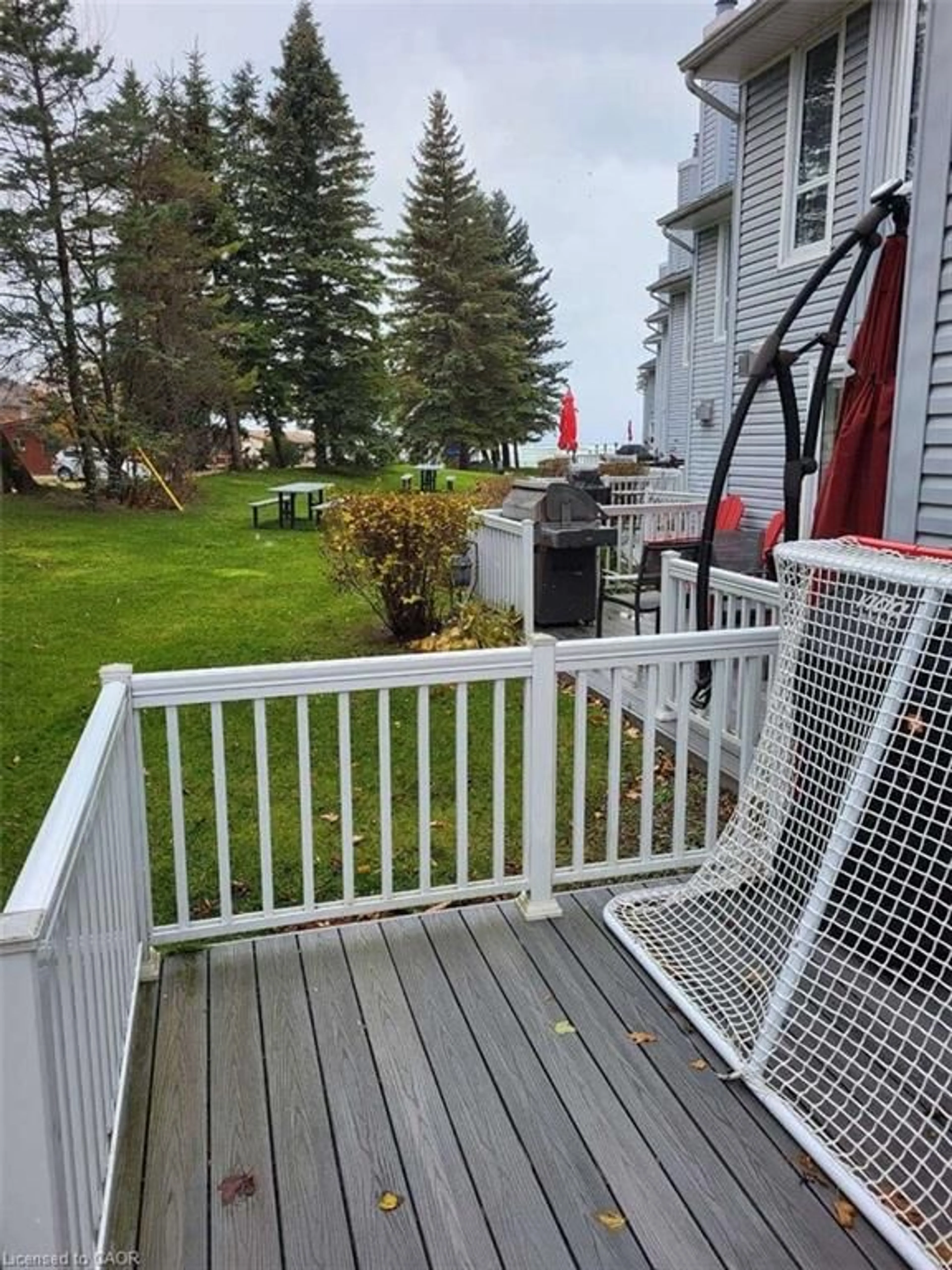 Patio, unknown for 15 28th St #10, Wasaga Beach Ontario L9Z 2E3