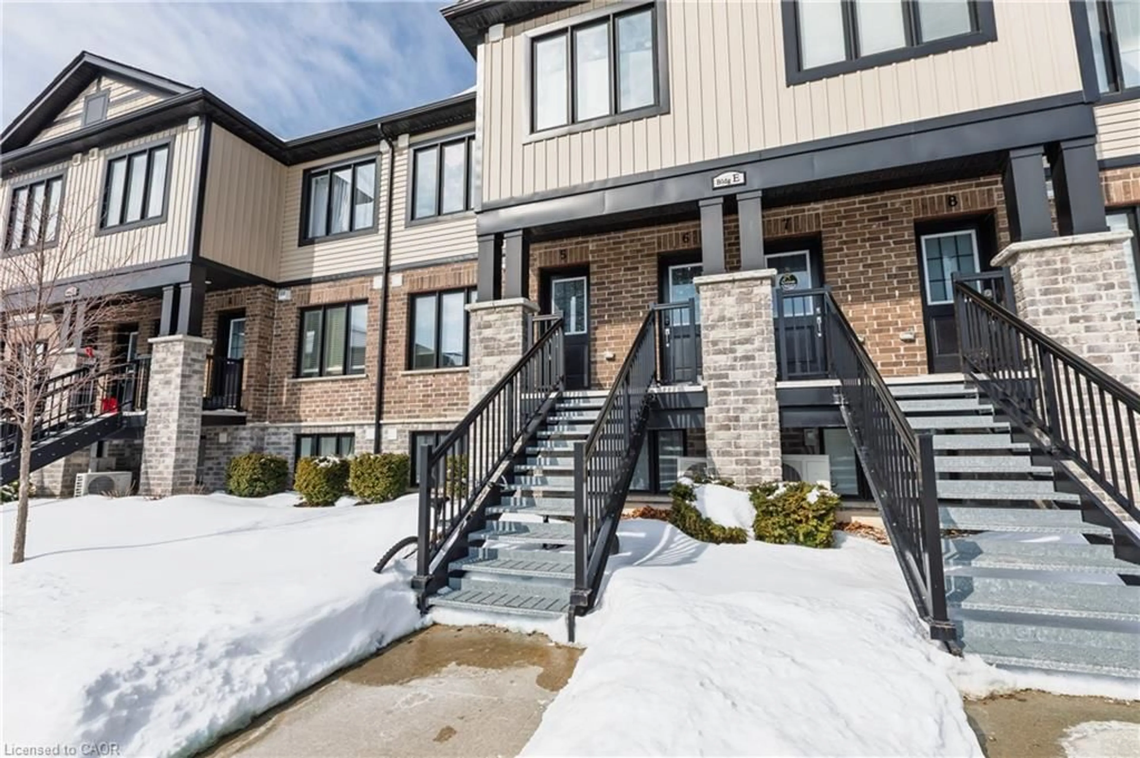 Unknown for 160 Rochefort St #E5, Kitchener Ontario N2R 1V5