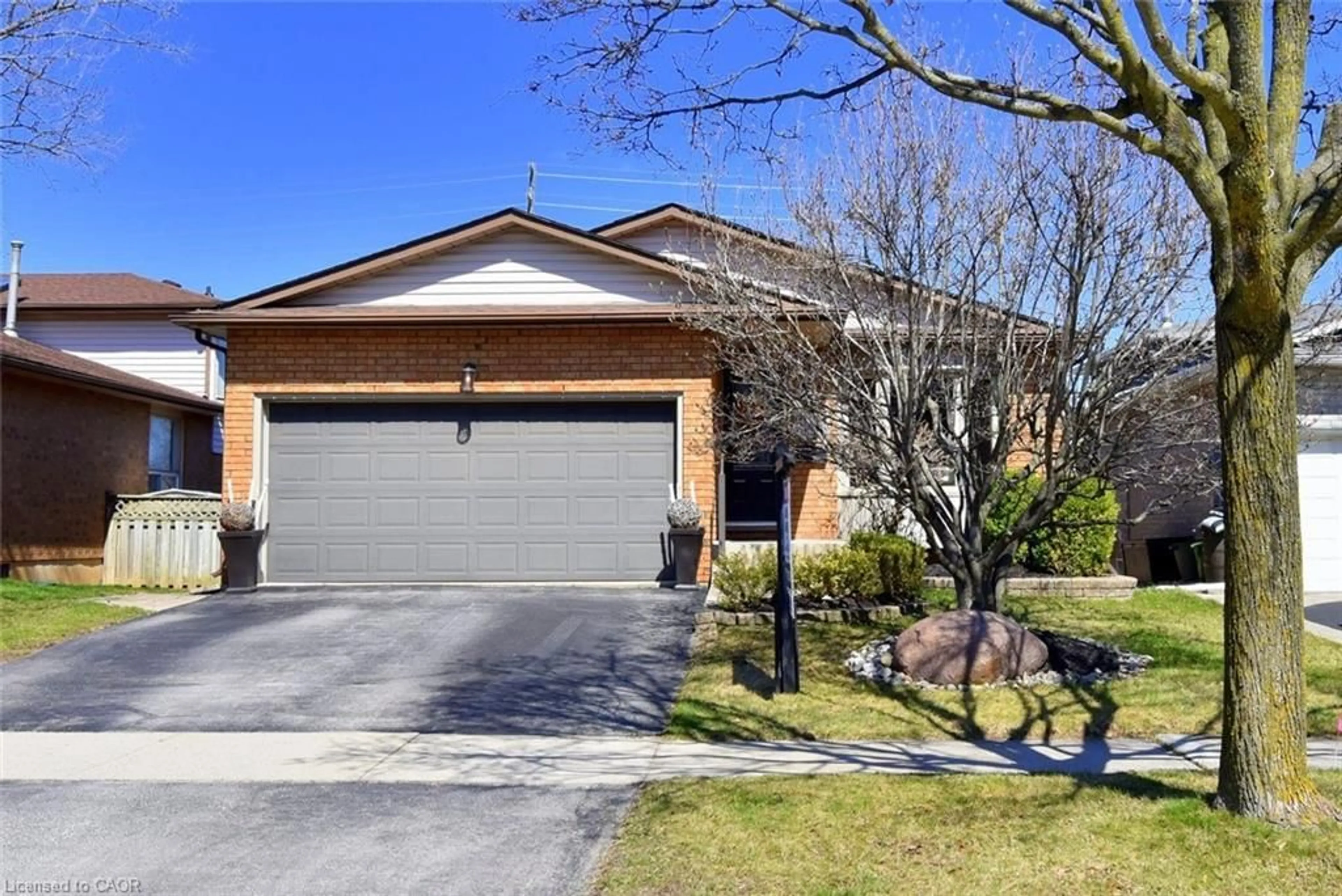Home with brick exterior material, street for 2206 Donald Rd, Burlington Ontario L7M 3R9