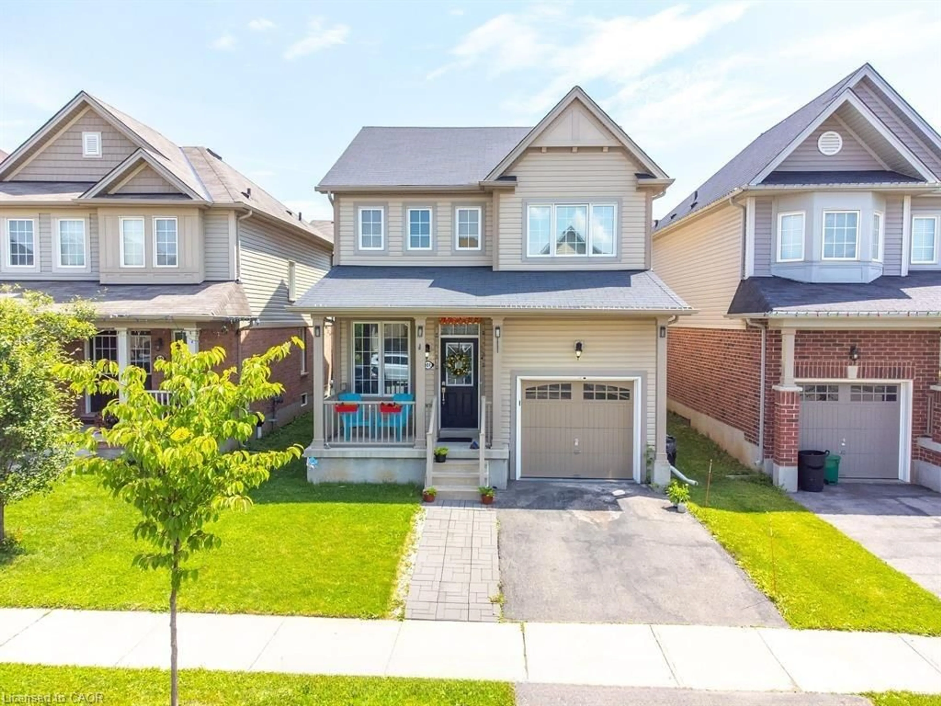 Home with brick exterior material, street for 101 Warner Lane, Brantford Ontario N3T 5L5