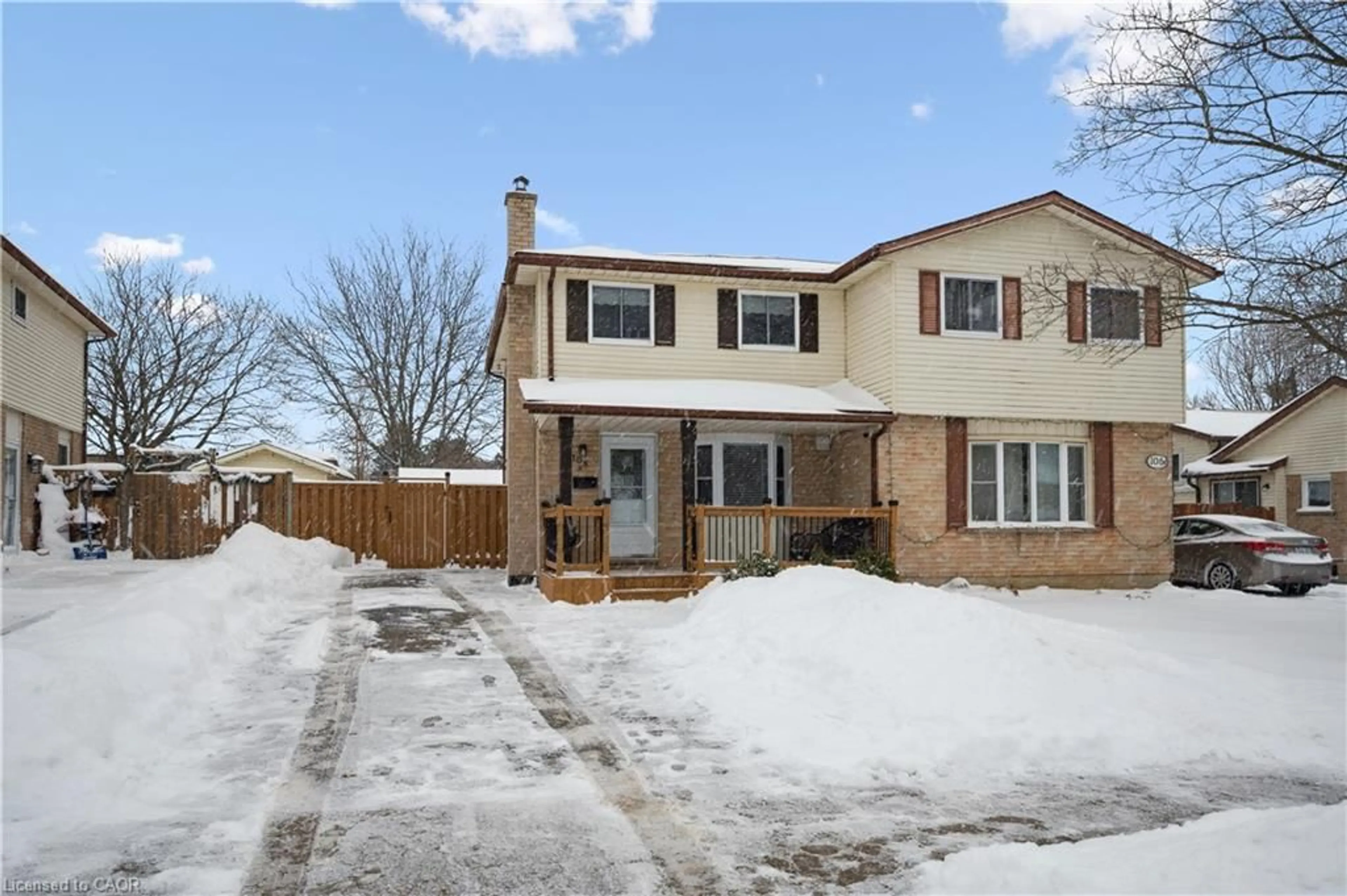 Unknown for 108 Northlake Dr #A, Waterloo Ontario N2V 1H6