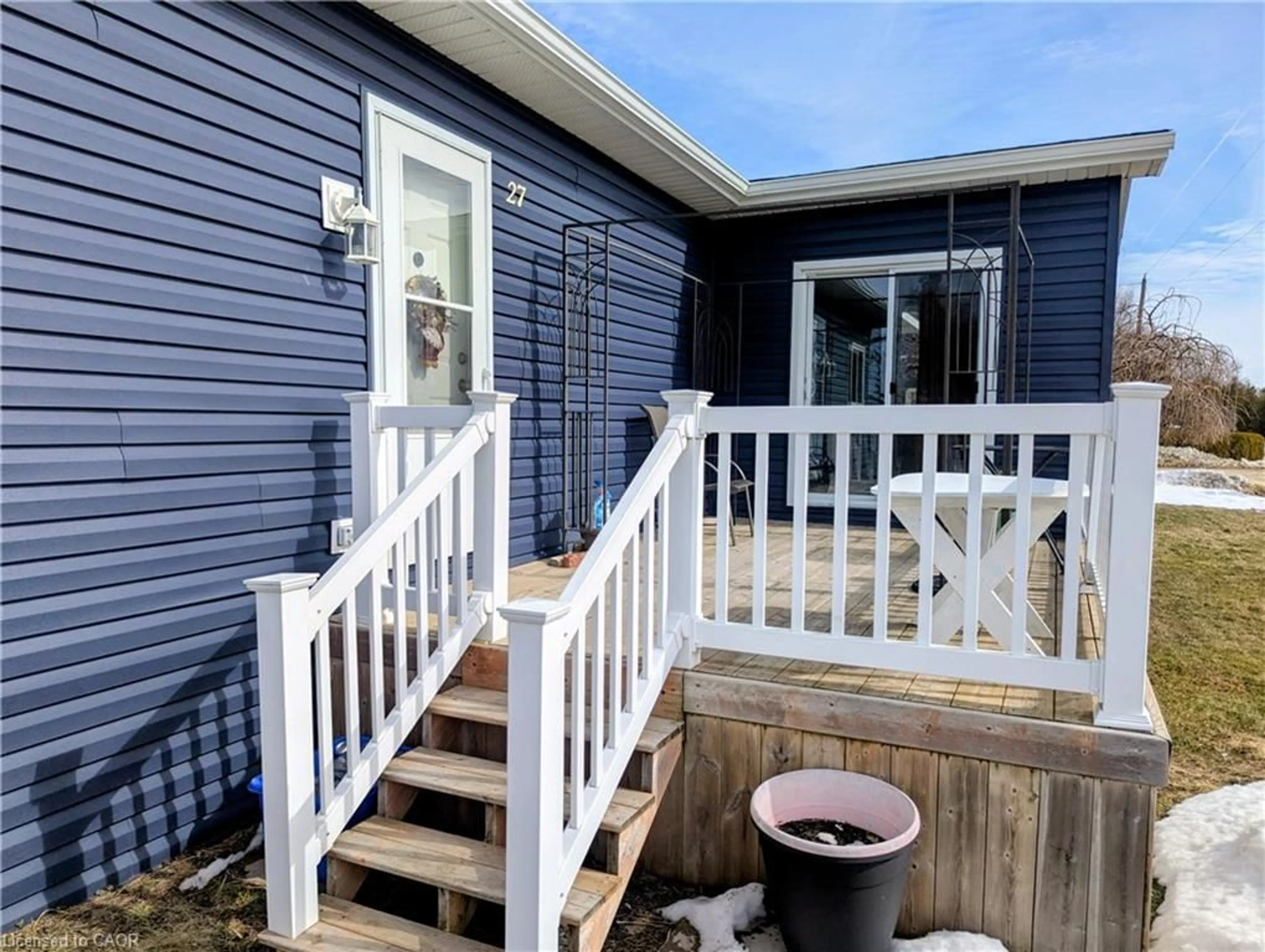 Home with vinyl exterior material, unknown for 27 Cranberry Dr, Ashfield-Colborne-Wawanosh Ontario N7A 3Y3