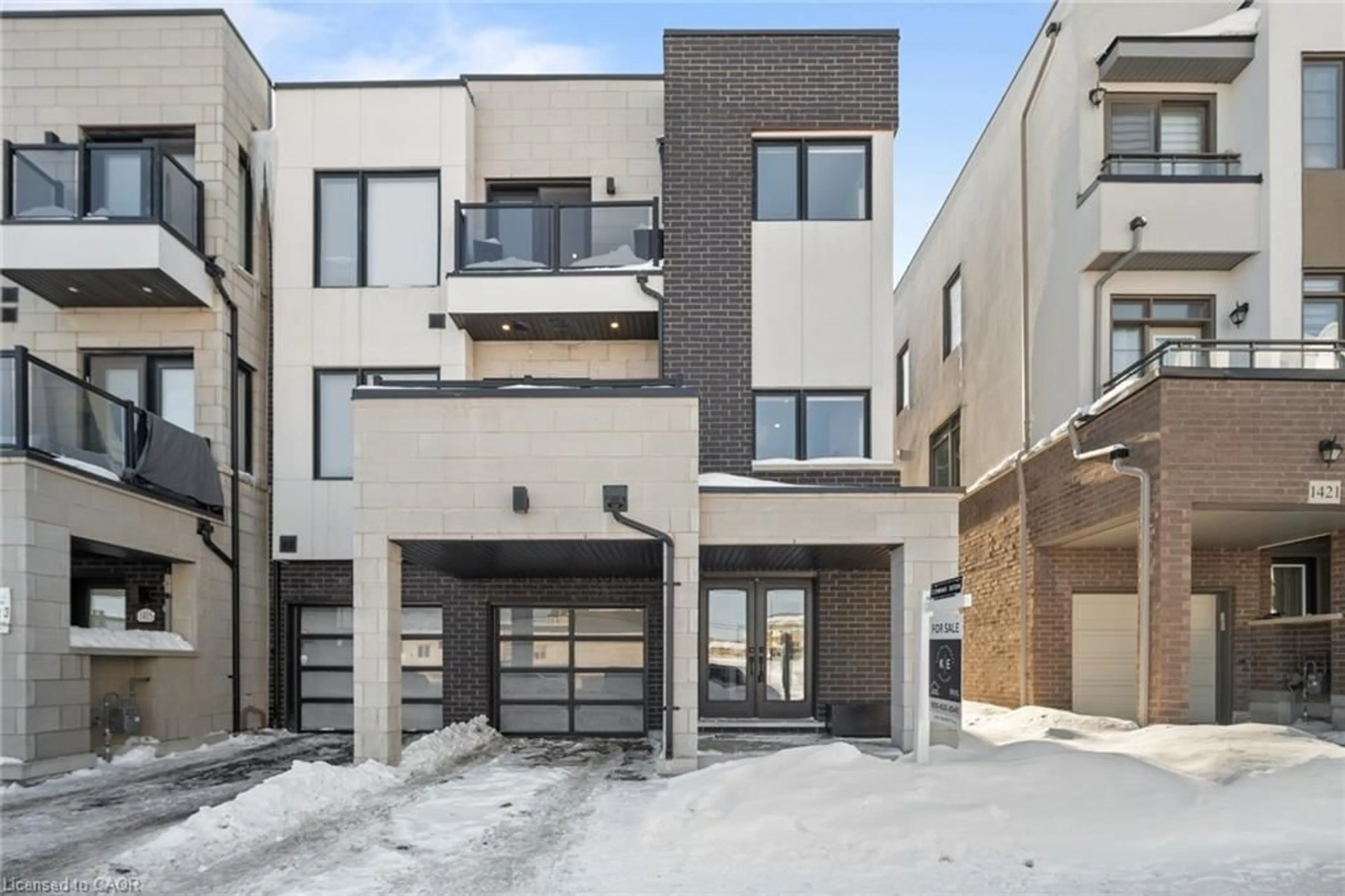 Home with brick exterior material, street for 1417 Clarriage Crt, Milton Ontario L9E 1L6